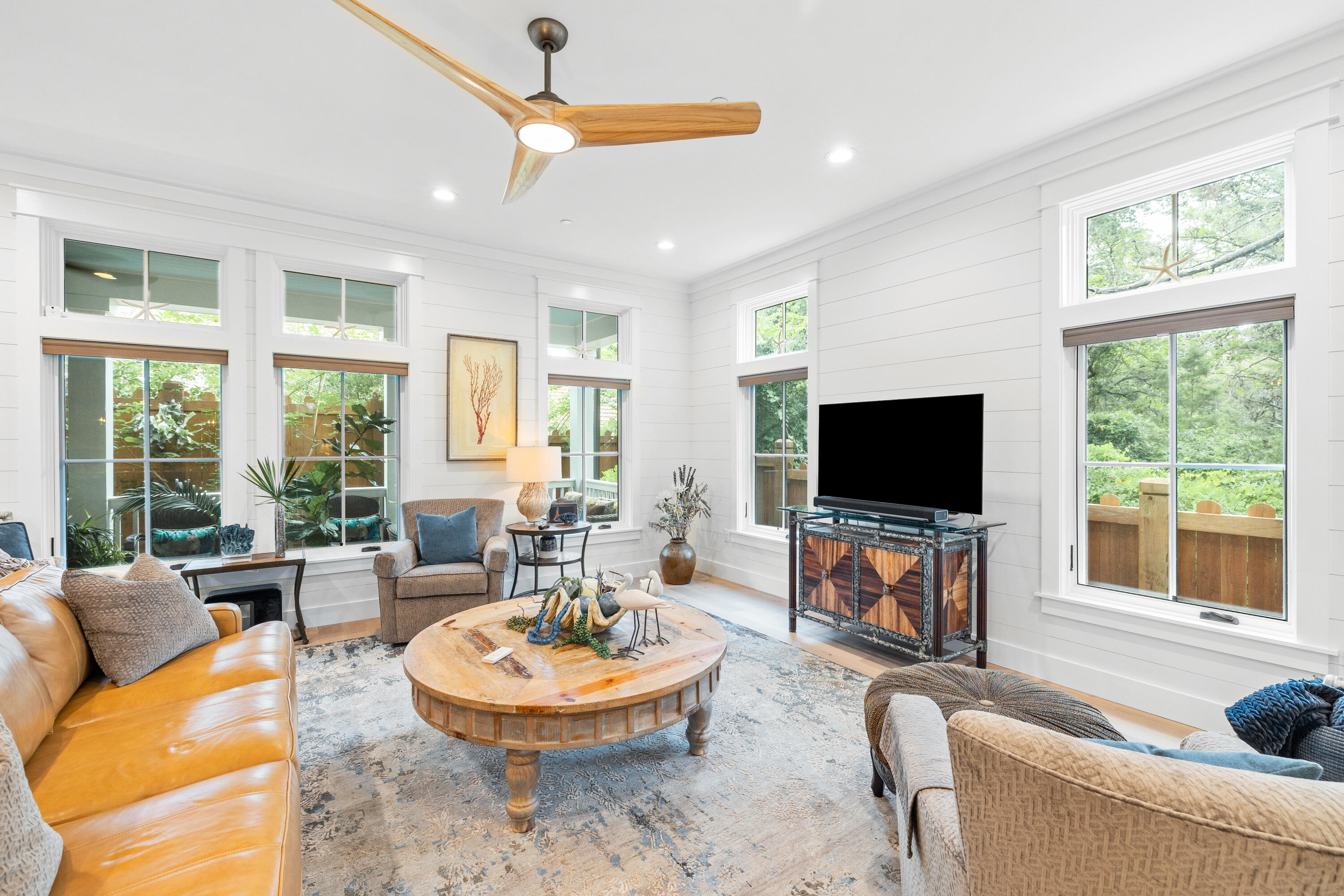 DRAPER LAKE COASTAL VILLAGE - Residential