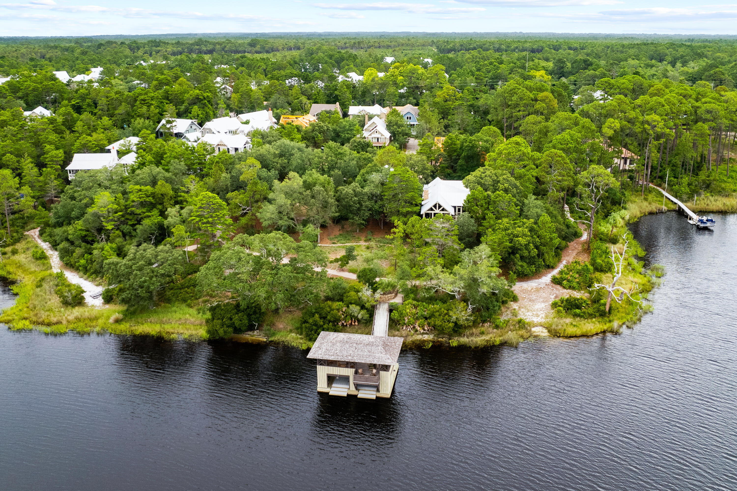 DRAPER LAKE COASTAL VILLAGE - Residential
