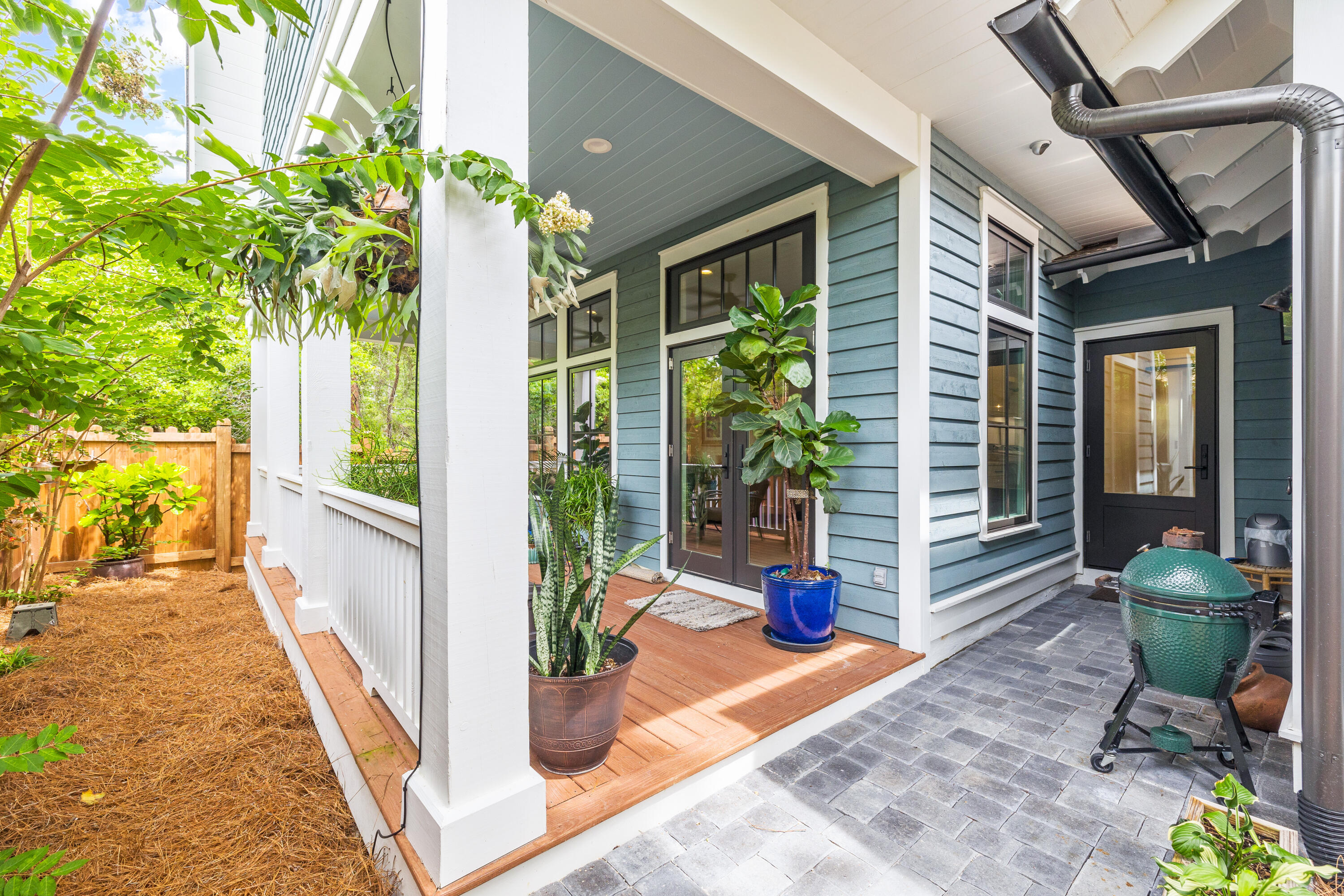 DRAPER LAKE COASTAL VILLAGE - Residential