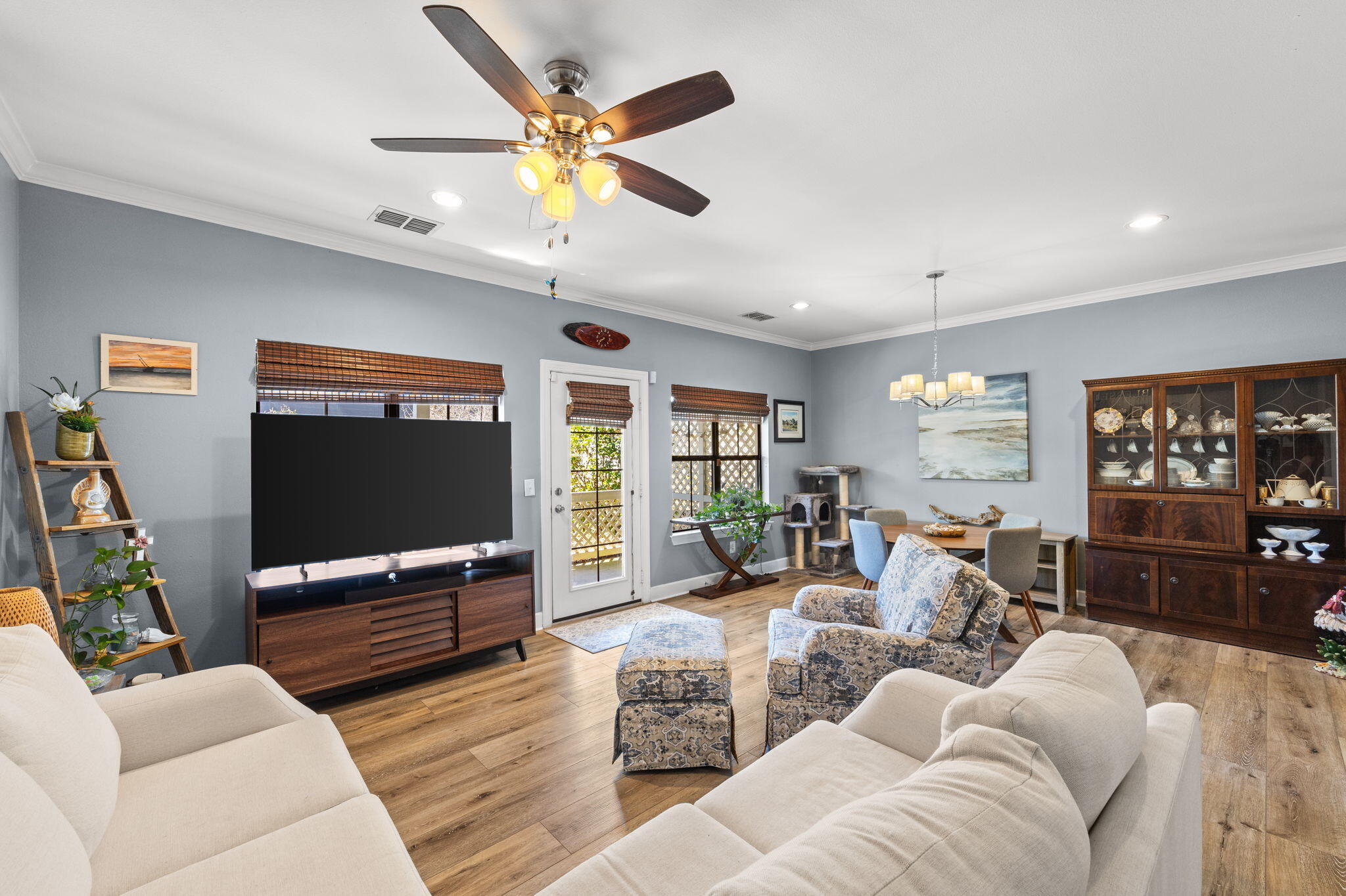 SOUTH HAVEN TOWNHOMES - Residential