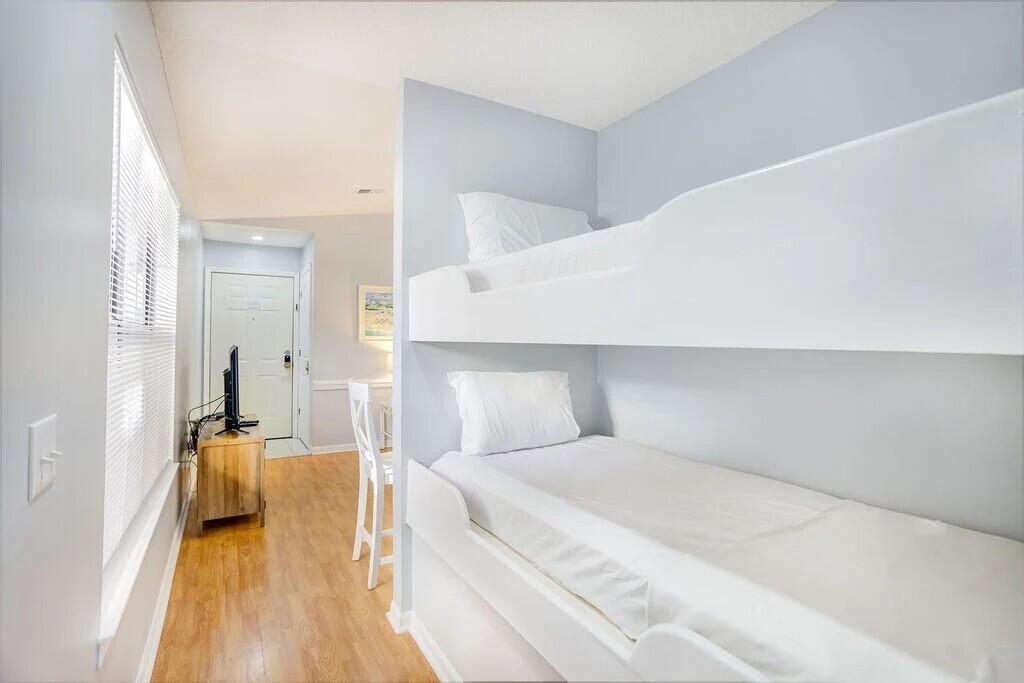 Horizon South 18 - Residential