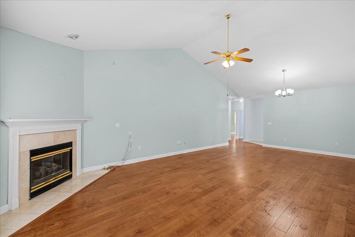 INDIAN WOODS - Residential