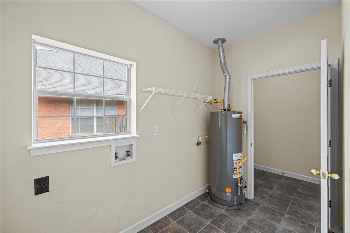 INDIAN WOODS - Residential