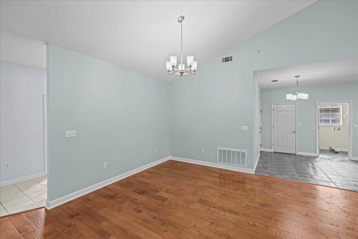 INDIAN WOODS - Residential