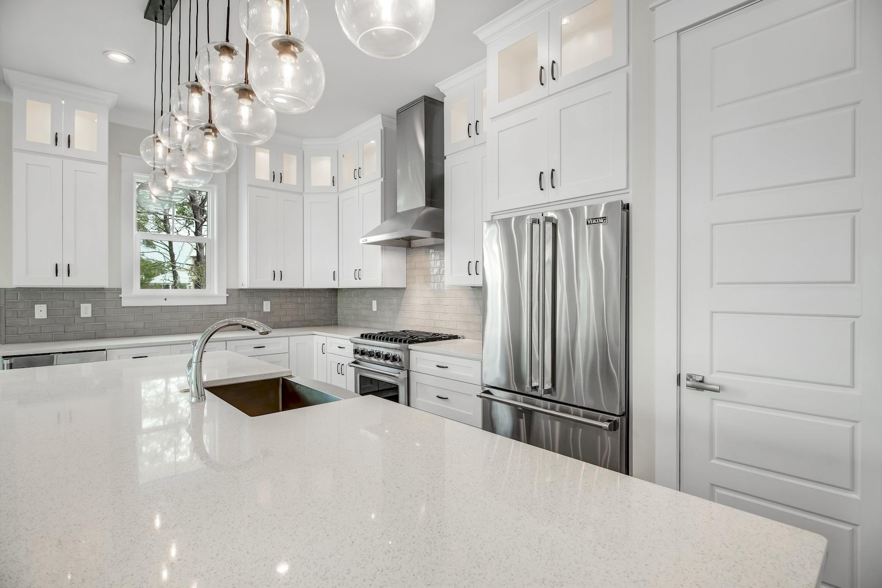 LAKESIDE AT BLUE MOUNTAIN BEACH - Residential
