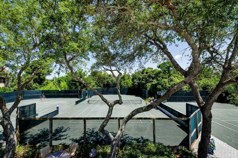 HIDDEN DUNES GULFSIDE 1 - Residential