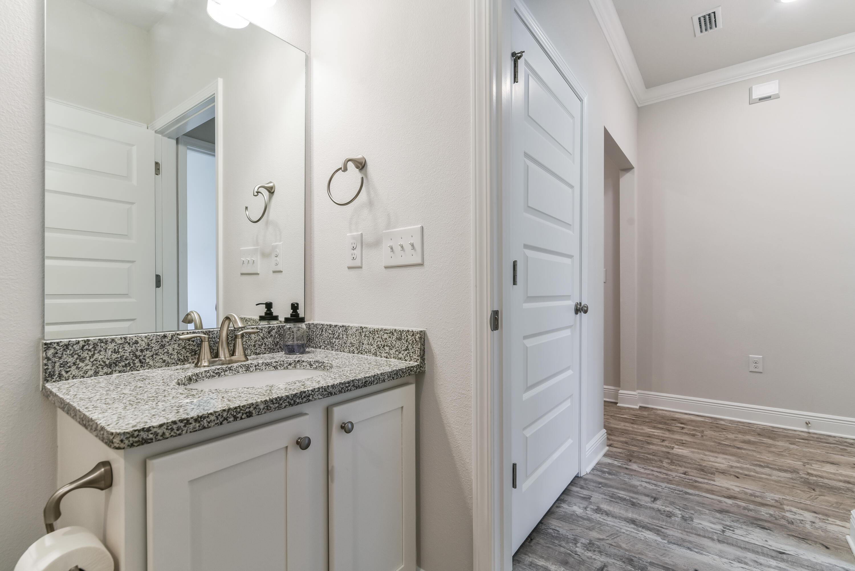 HAMMOCK BAY - FIREFLY - Residential