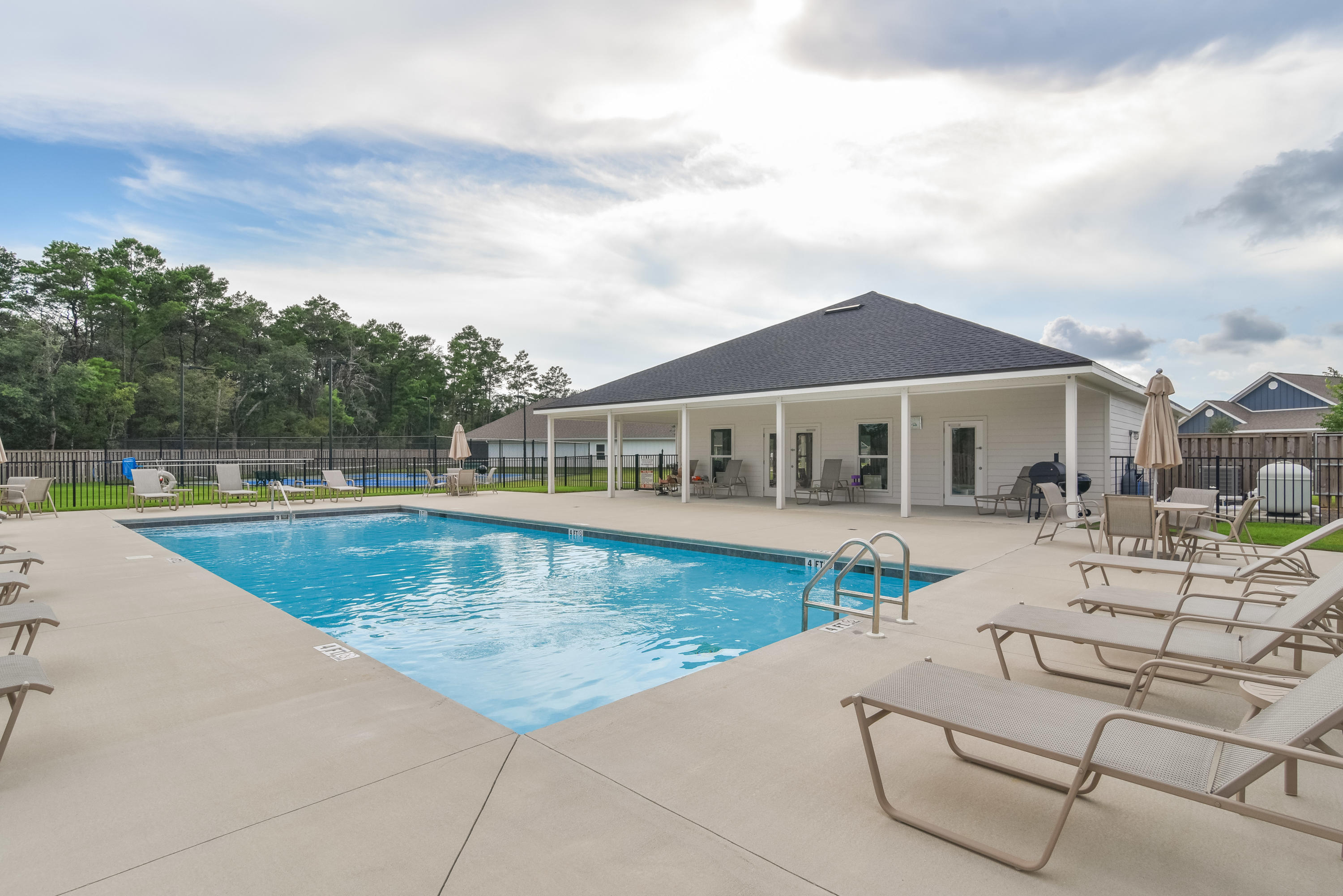 HAMMOCK BAY - FIREFLY - Residential