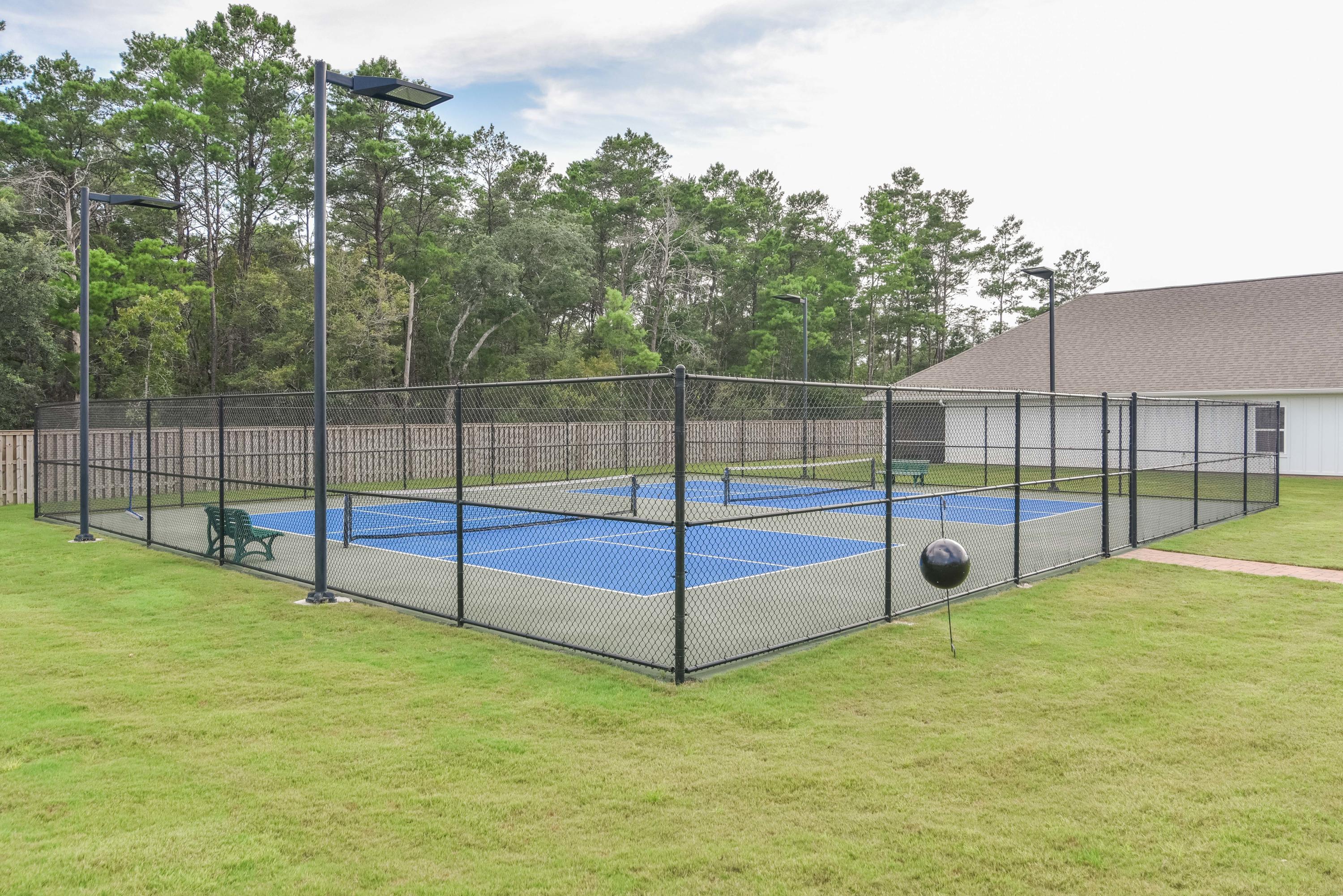 HAMMOCK BAY - FIREFLY - Residential