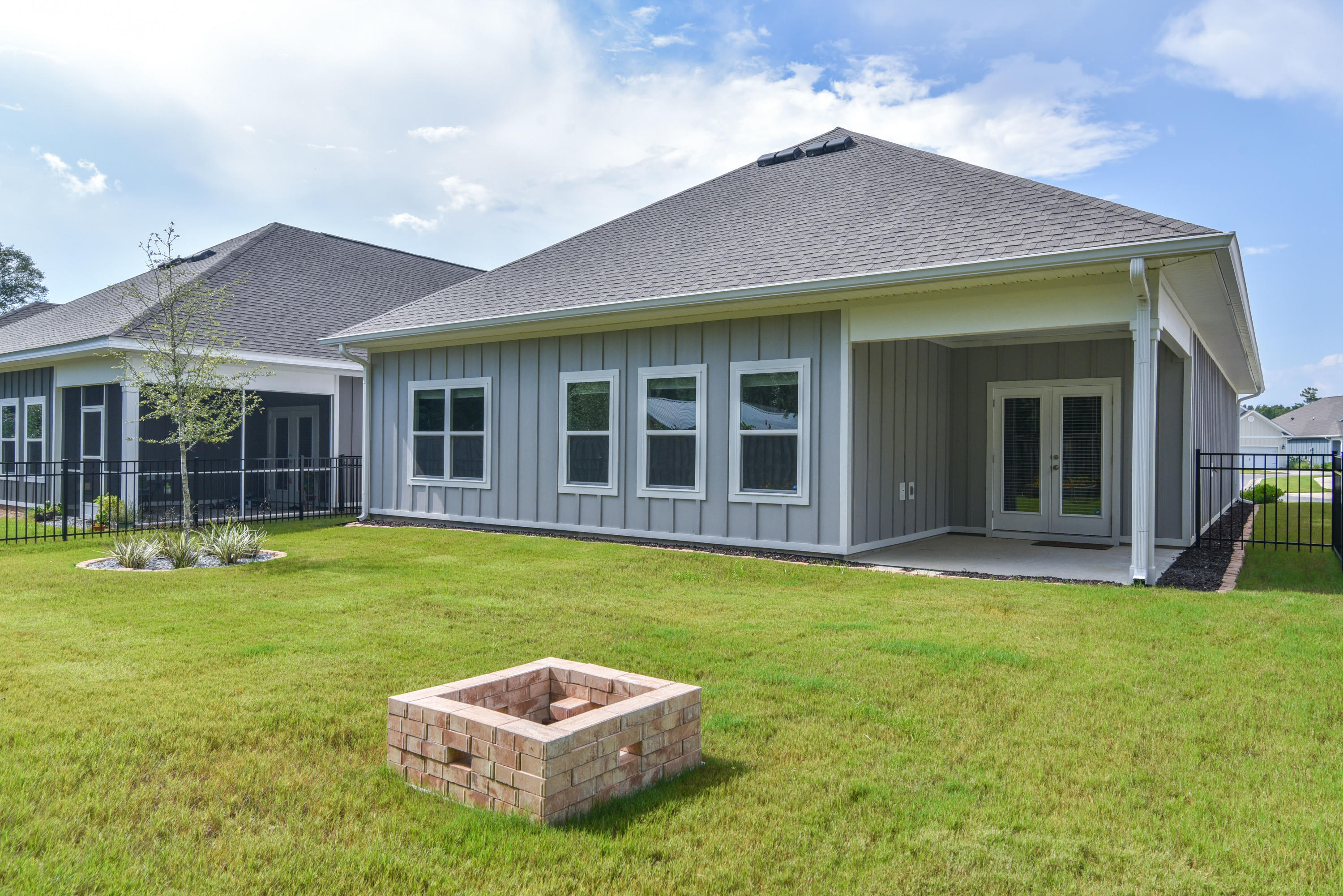 HAMMOCK BAY - FIREFLY - Residential