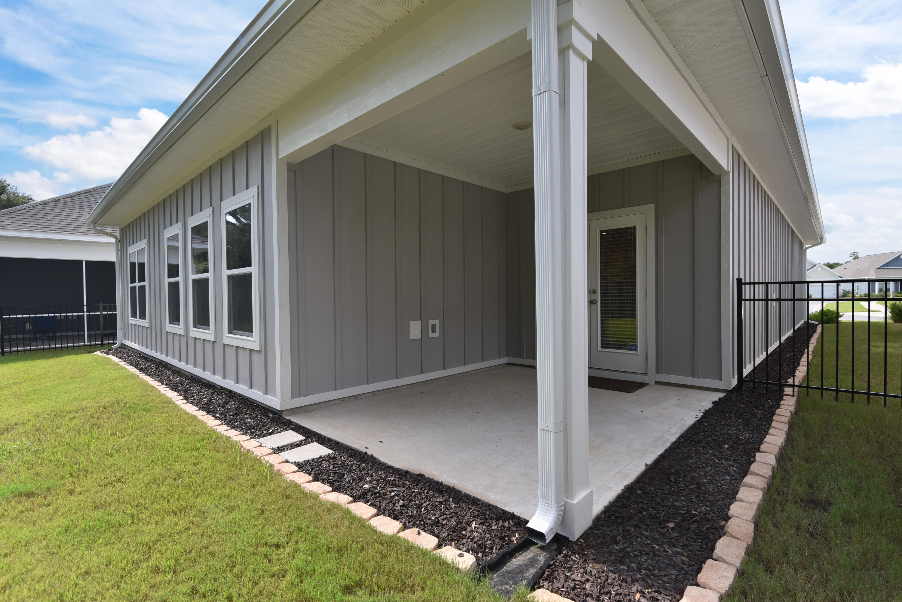 HAMMOCK BAY - FIREFLY - Residential