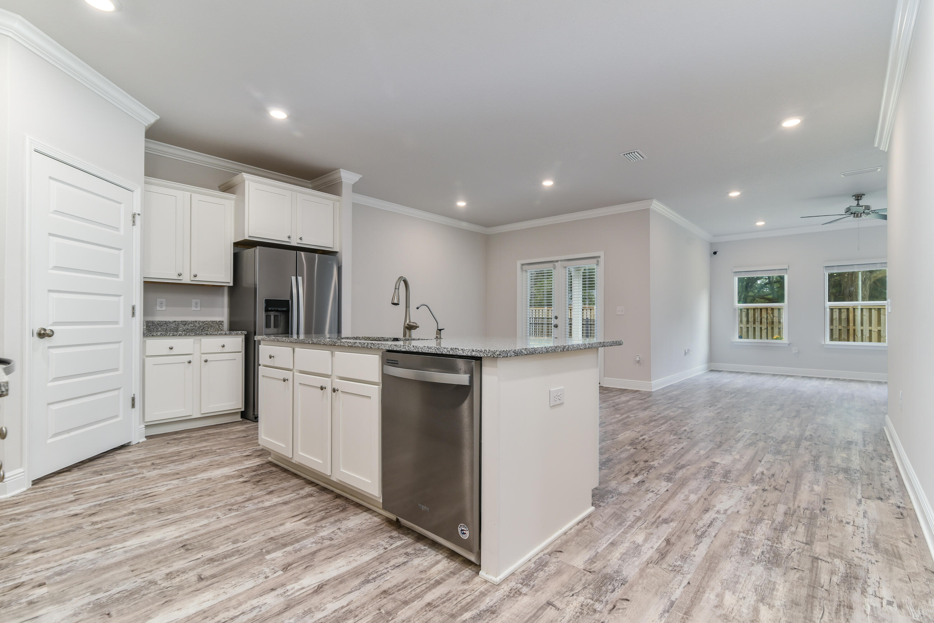 HAMMOCK BAY - FIREFLY - Residential