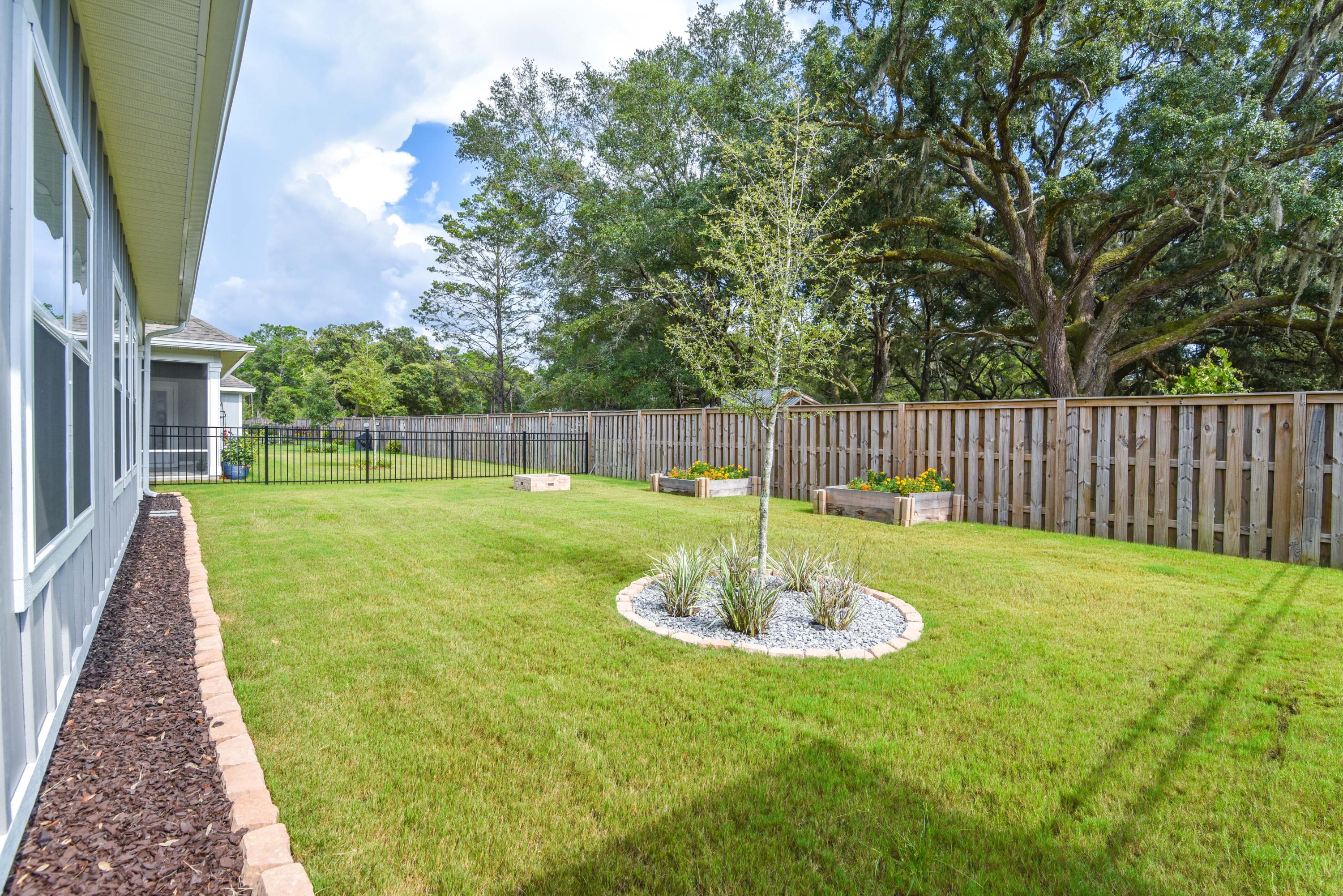 HAMMOCK BAY - FIREFLY - Residential