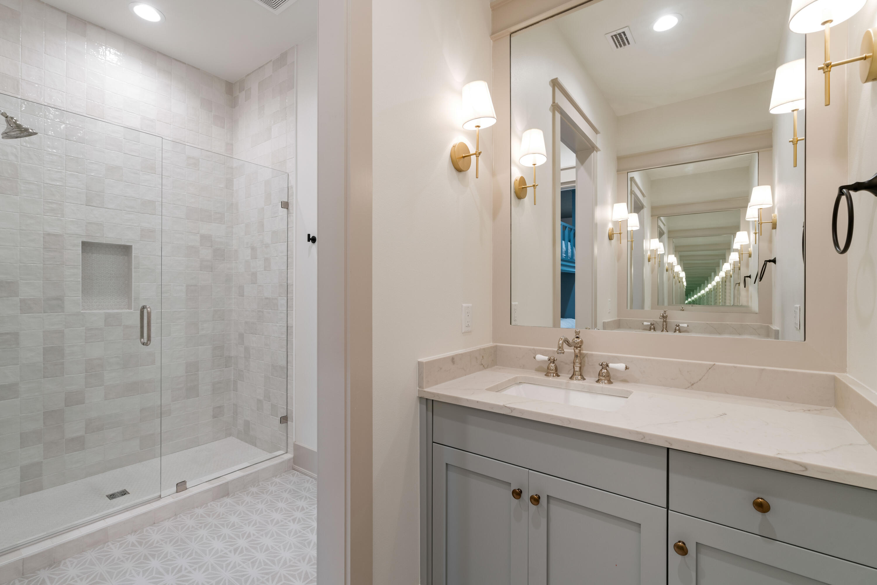 WHITES GULFVIEW ESTATES - Residential