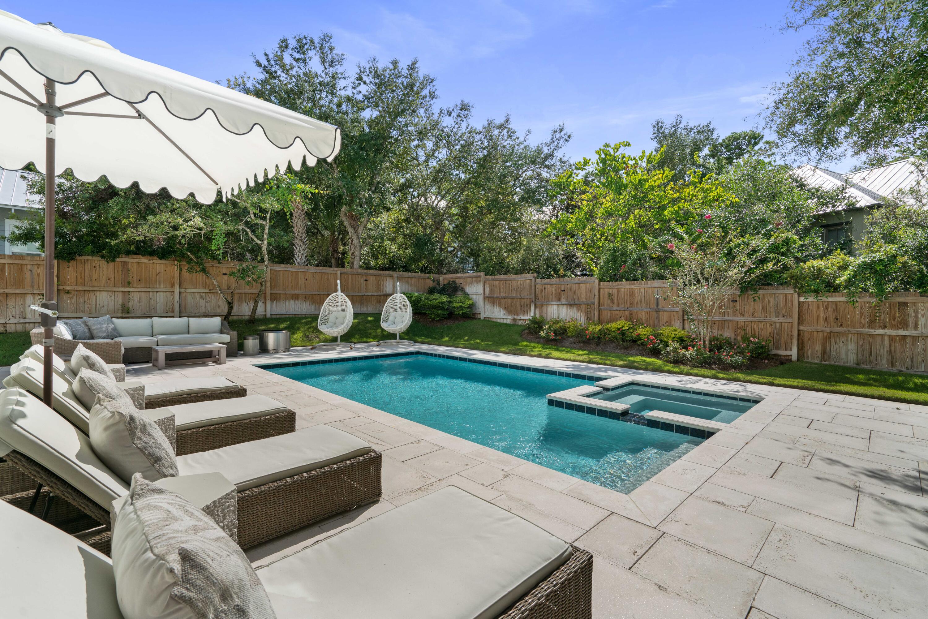 WHITES GULFVIEW ESTATES - Residential