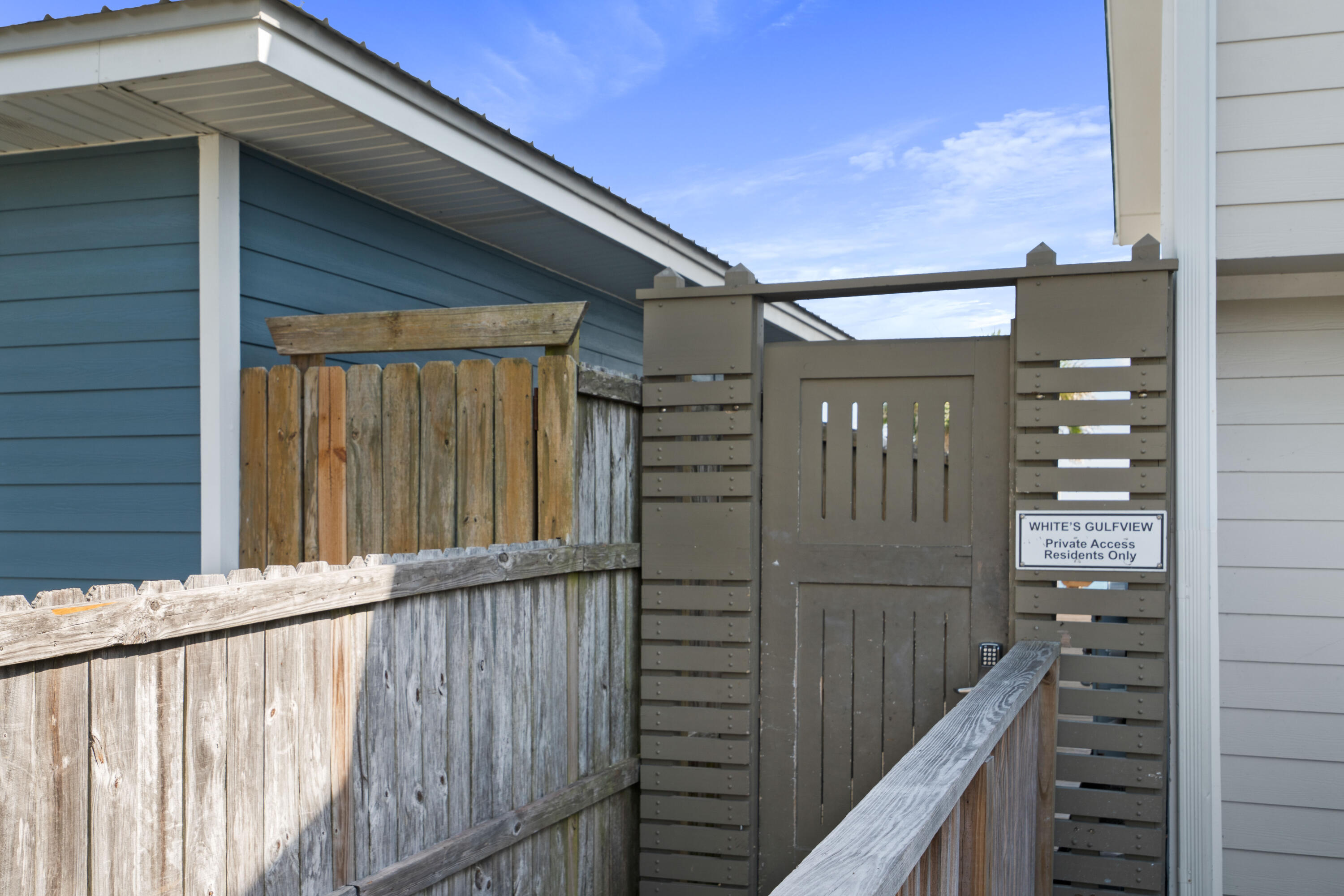 WHITES GULFVIEW ESTATES - Residential