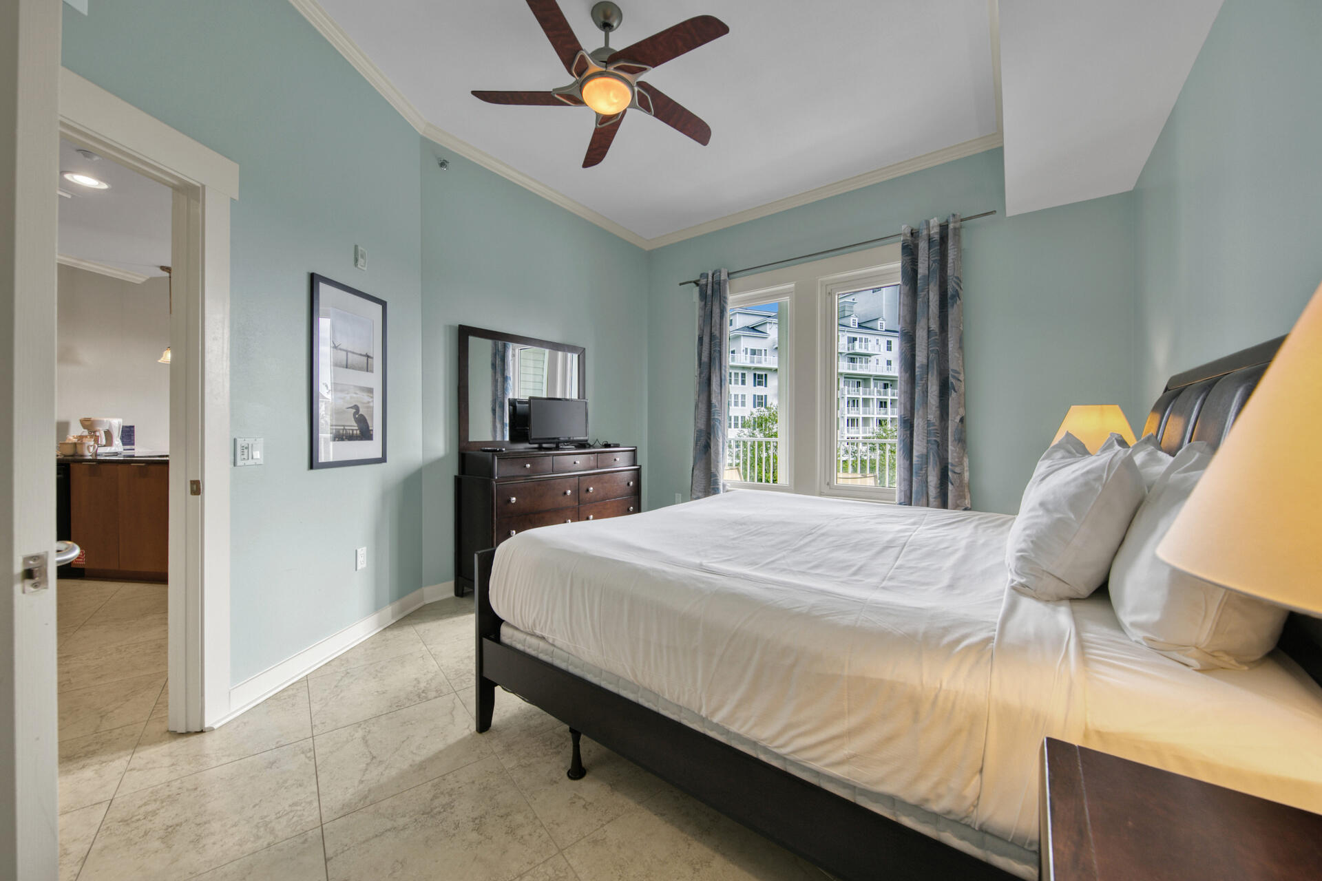 BAHIA CONDO - Residential