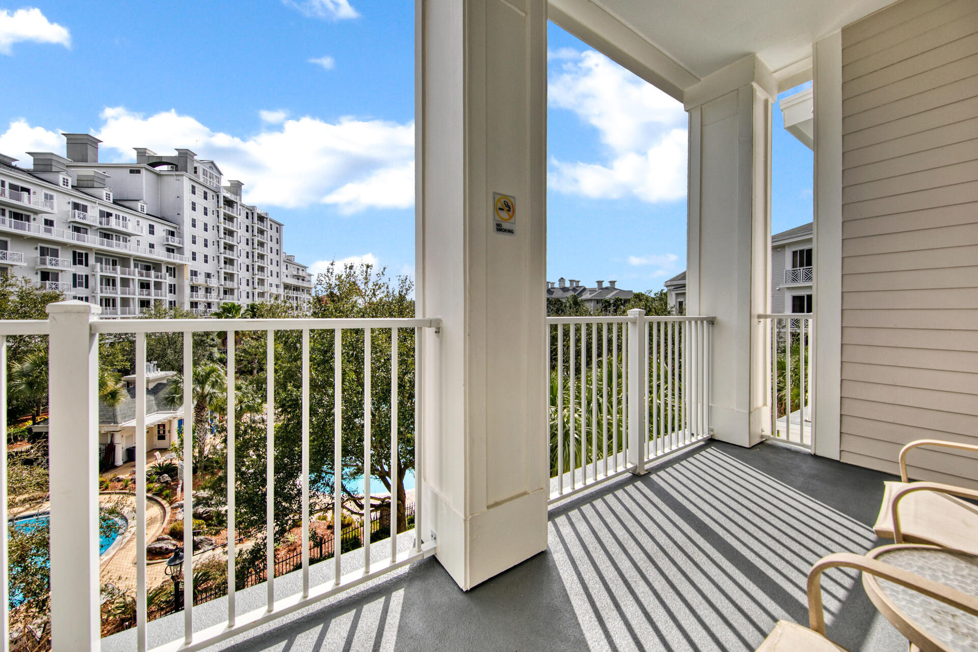 BAHIA CONDO - Residential