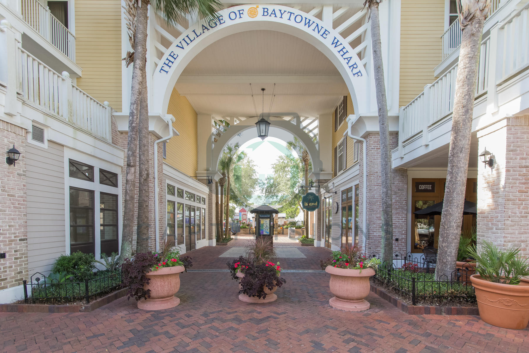 BAHIA CONDO - Residential