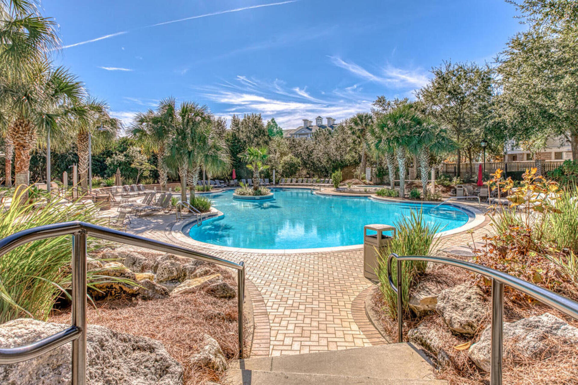 BAHIA CONDO - Residential