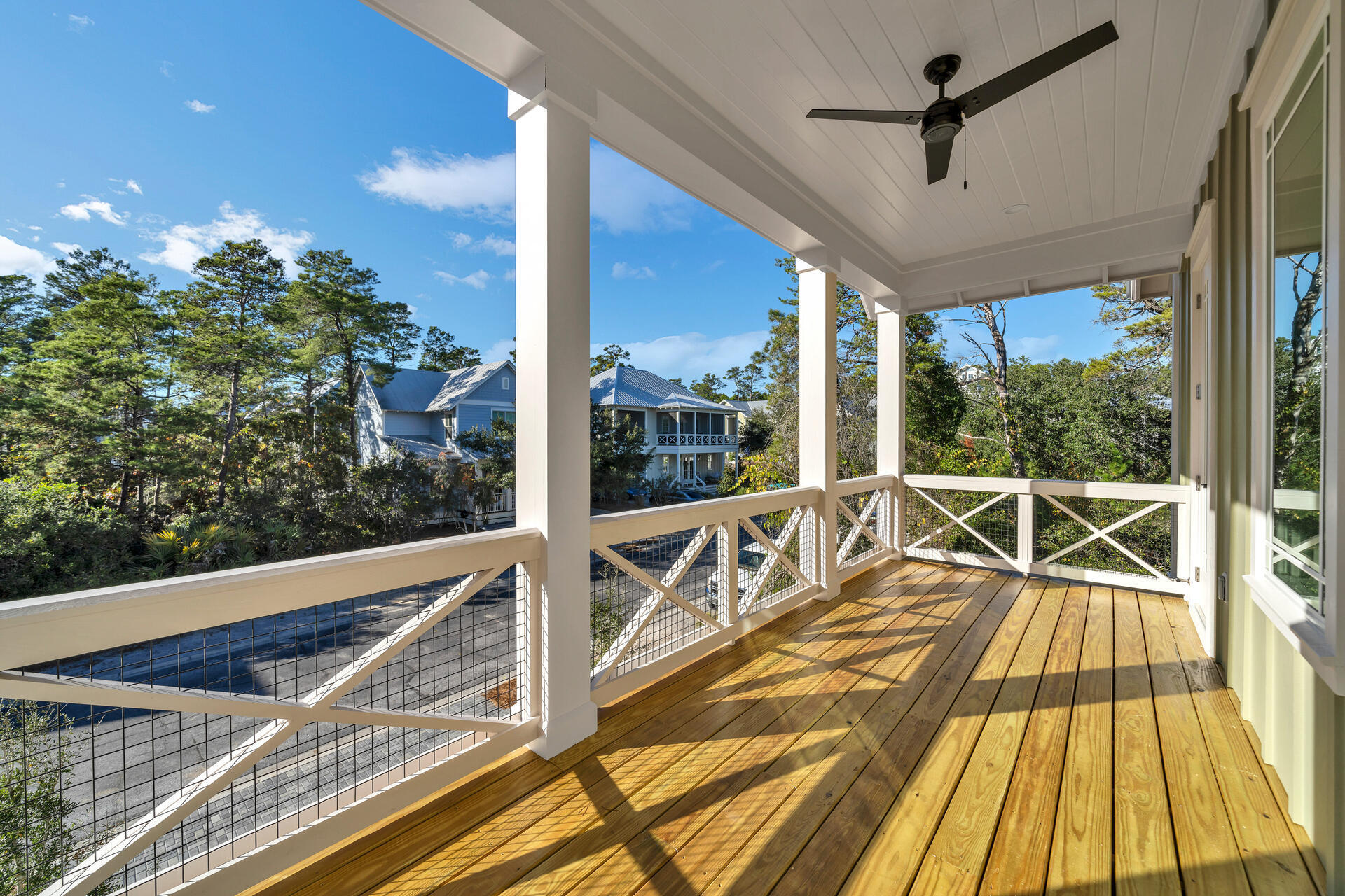 LAKESIDE AT BLUE MOUNTAIN BEACH - Residential