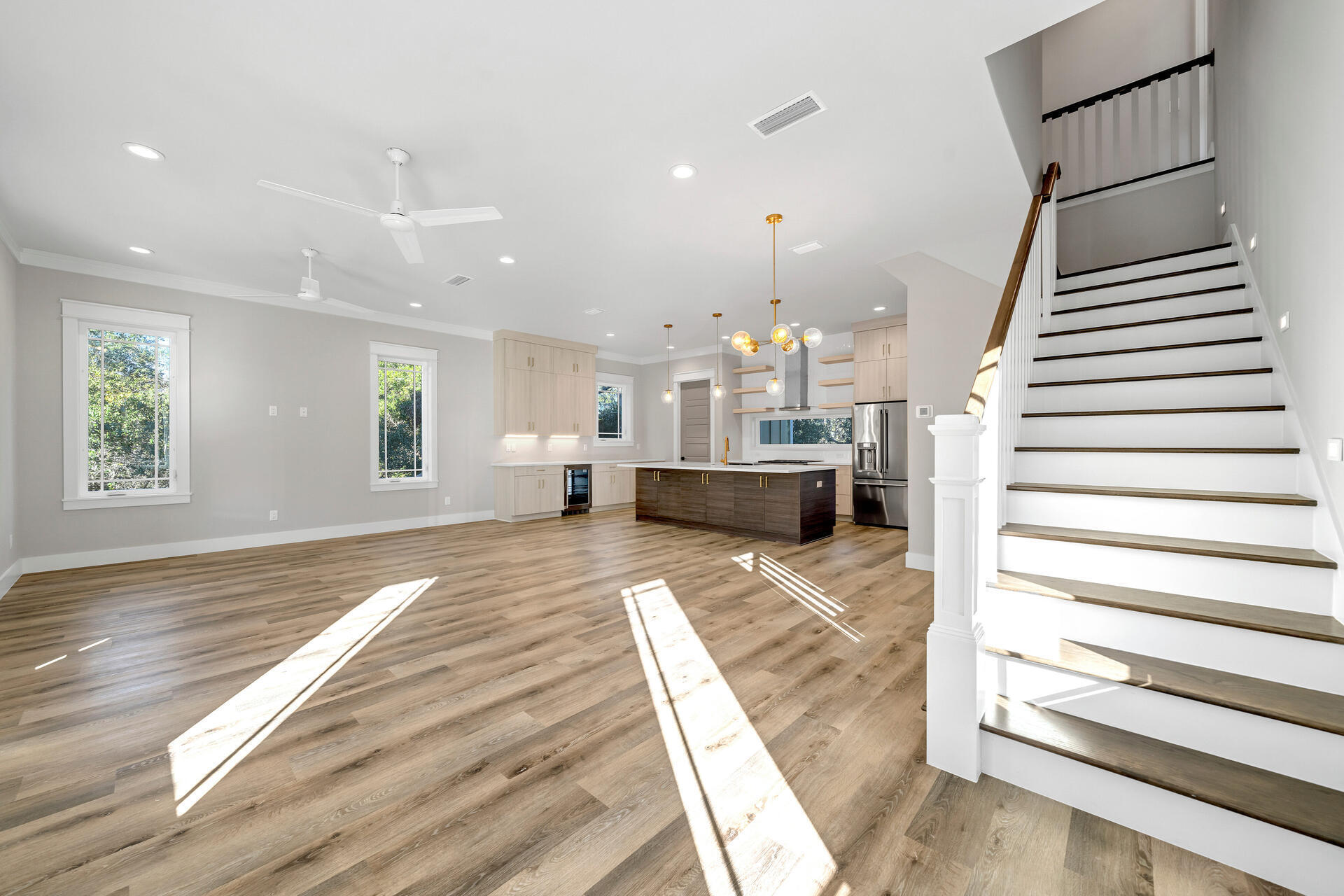 LAKESIDE AT BLUE MOUNTAIN BEACH - Residential