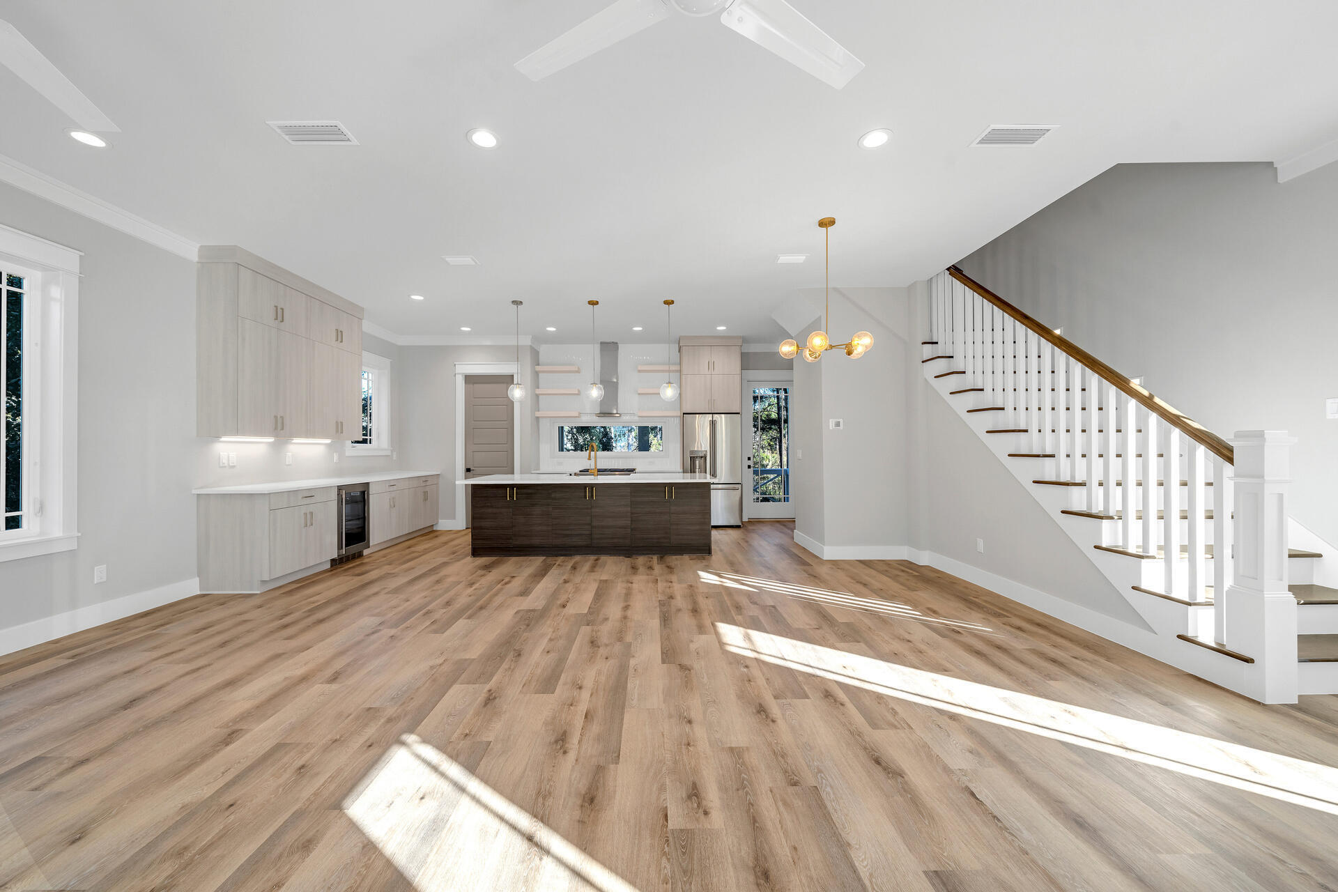 LAKESIDE AT BLUE MOUNTAIN BEACH - Residential