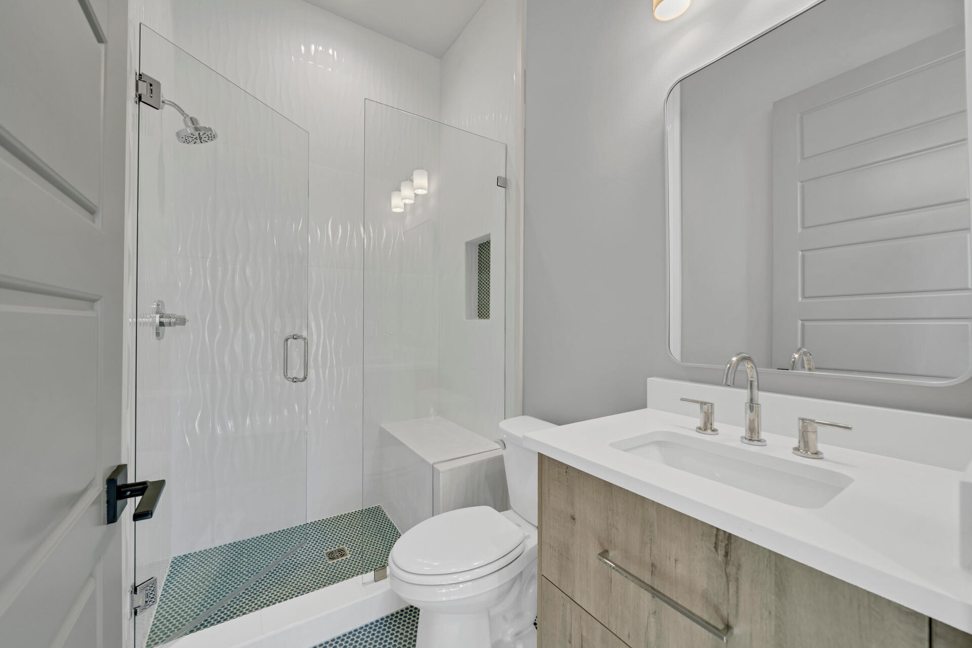 LAKESIDE AT BLUE MOUNTAIN BEACH - Residential