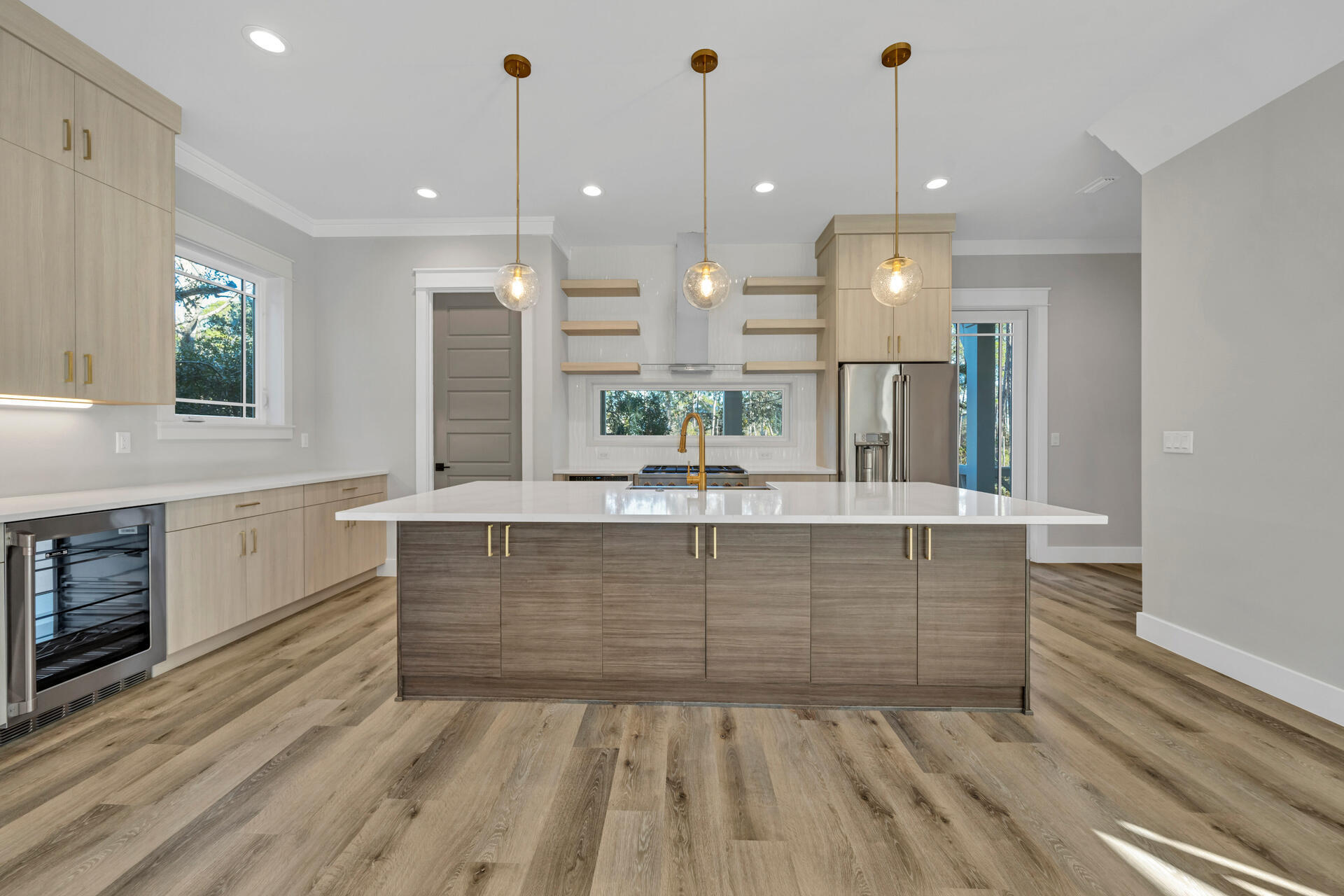 LAKESIDE AT BLUE MOUNTAIN BEACH - Residential