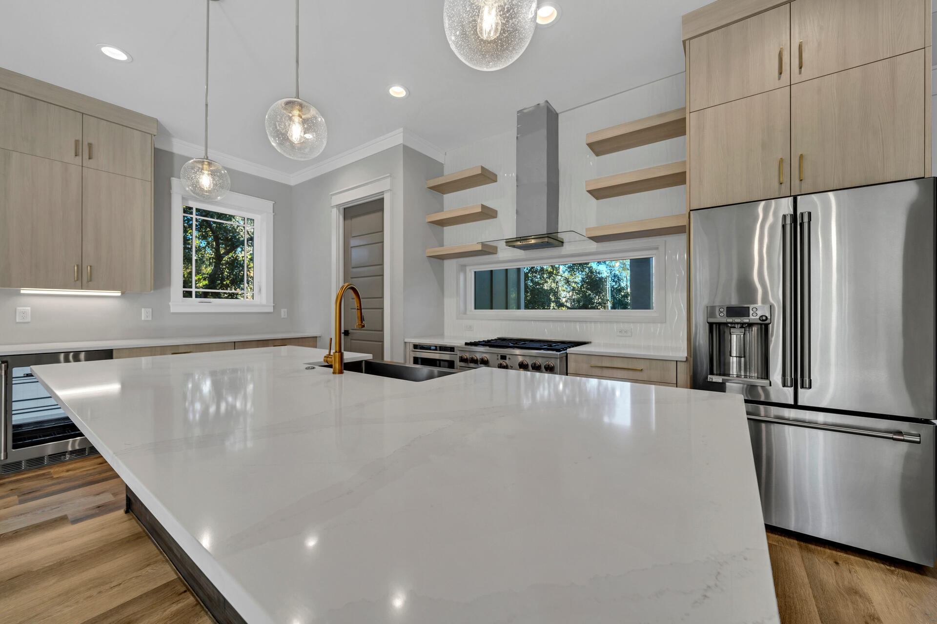 LAKESIDE AT BLUE MOUNTAIN BEACH - Residential