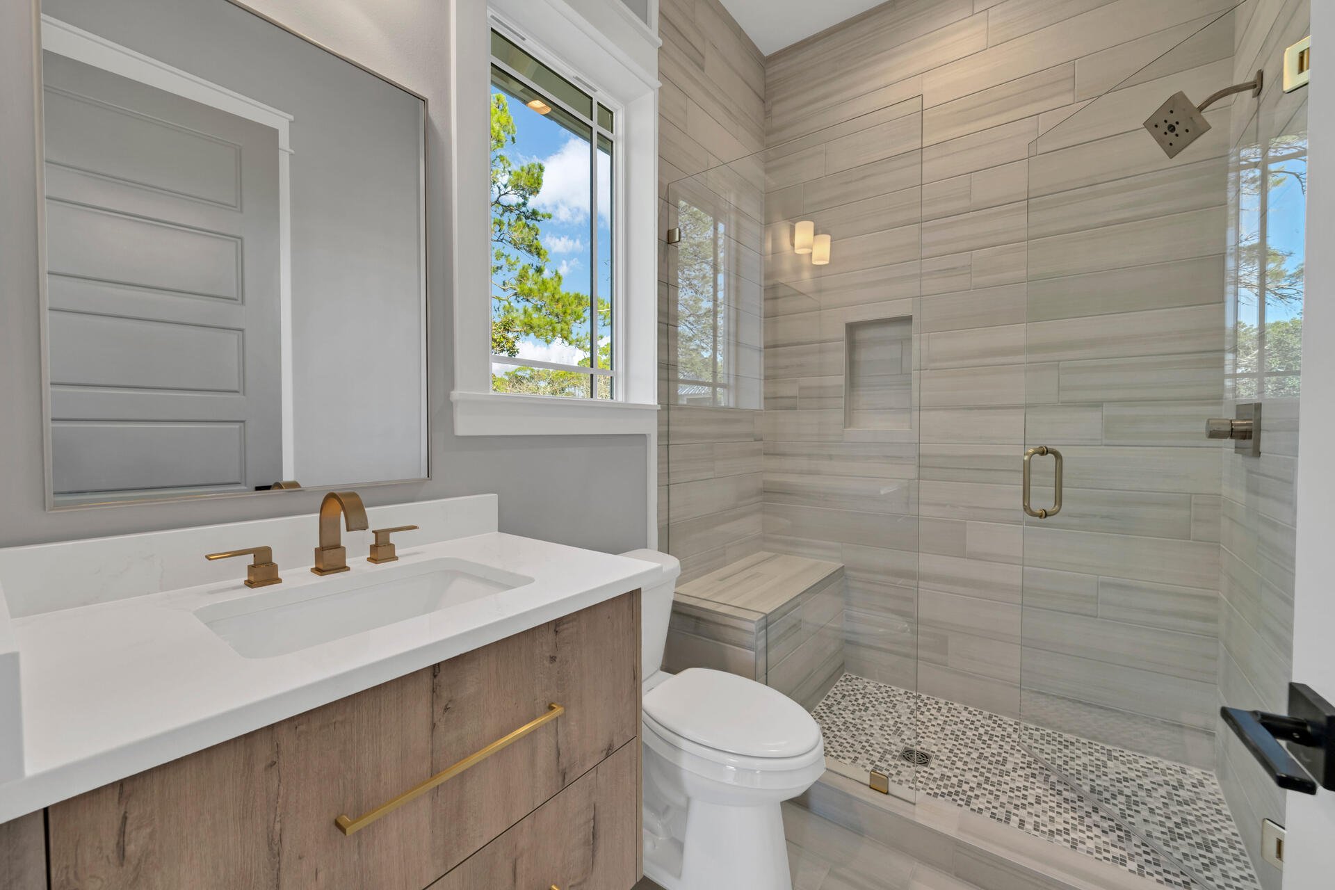 LAKESIDE AT BLUE MOUNTAIN BEACH - Residential