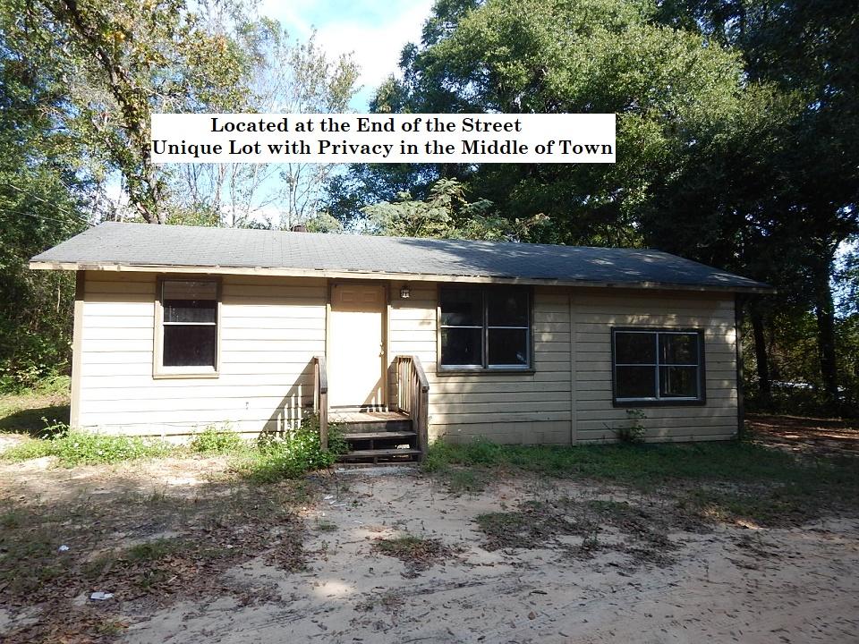 NO RECORDED SUBDIVISION - Residential