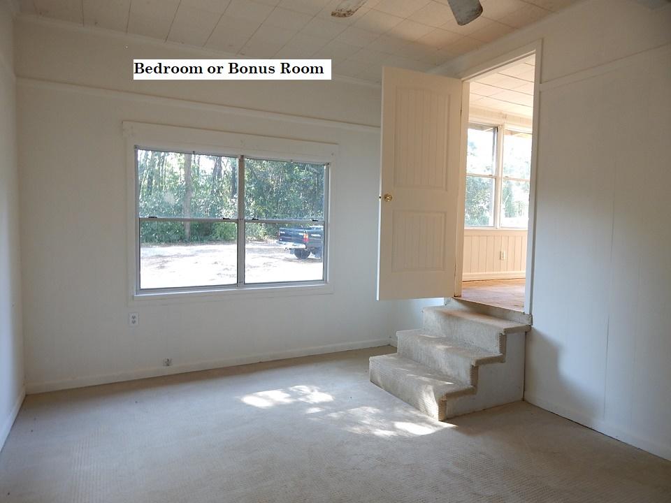 NO RECORDED SUBDIVISION - Residential