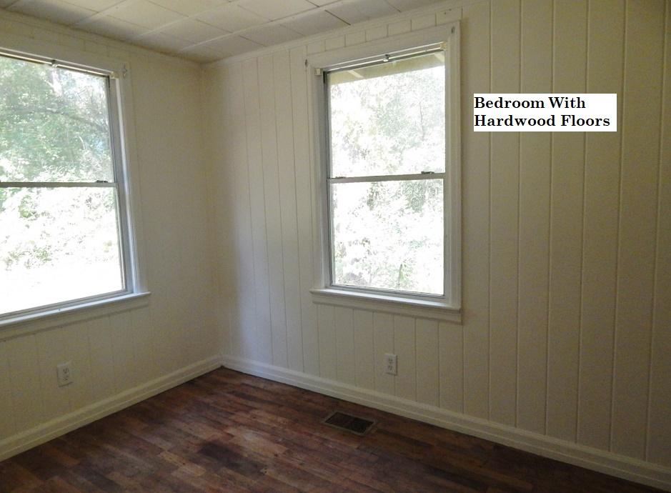 NO RECORDED SUBDIVISION - Residential