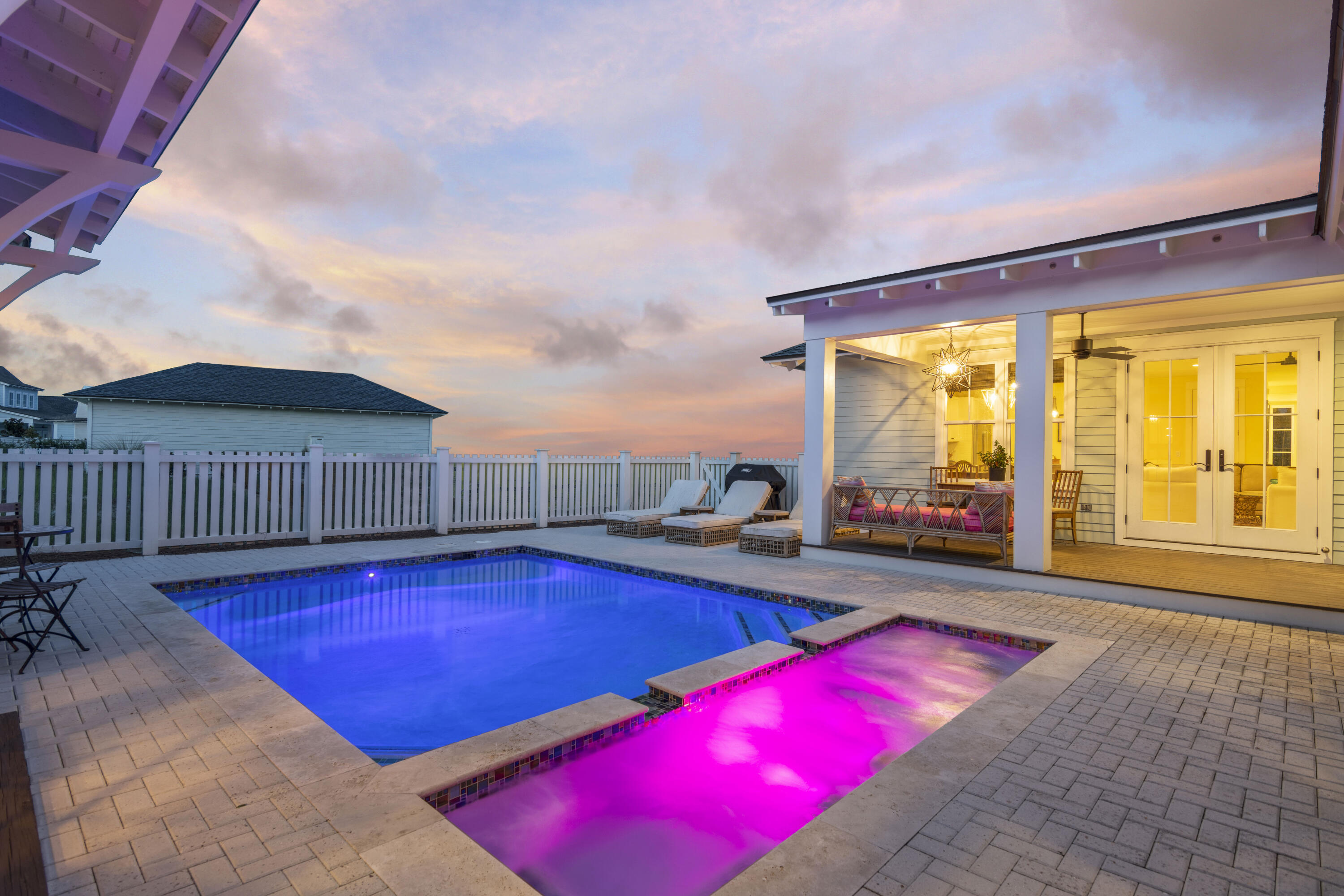 WATERSOUND ORIGINS - Residential