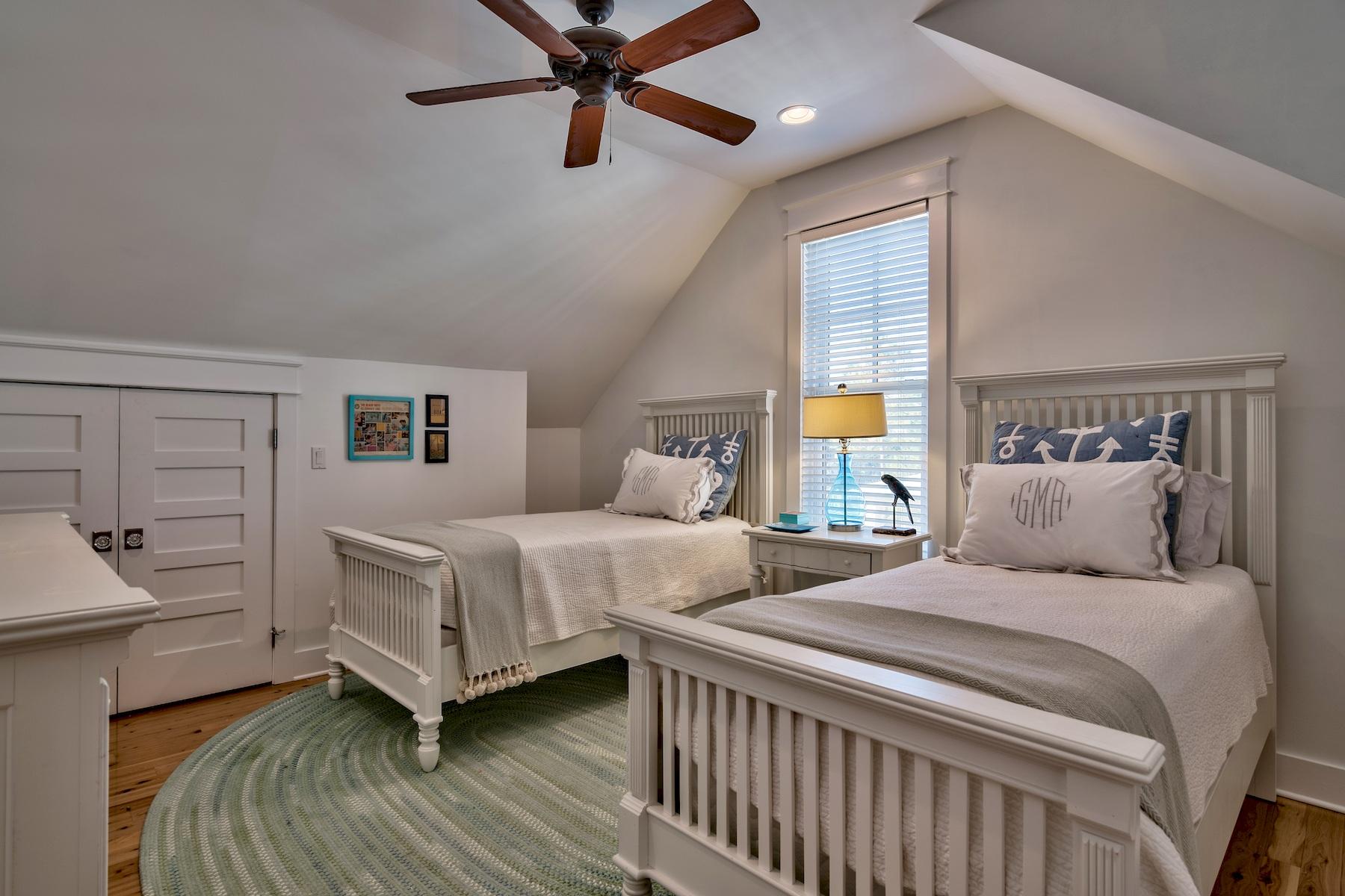 WATERCOLOR - Residential