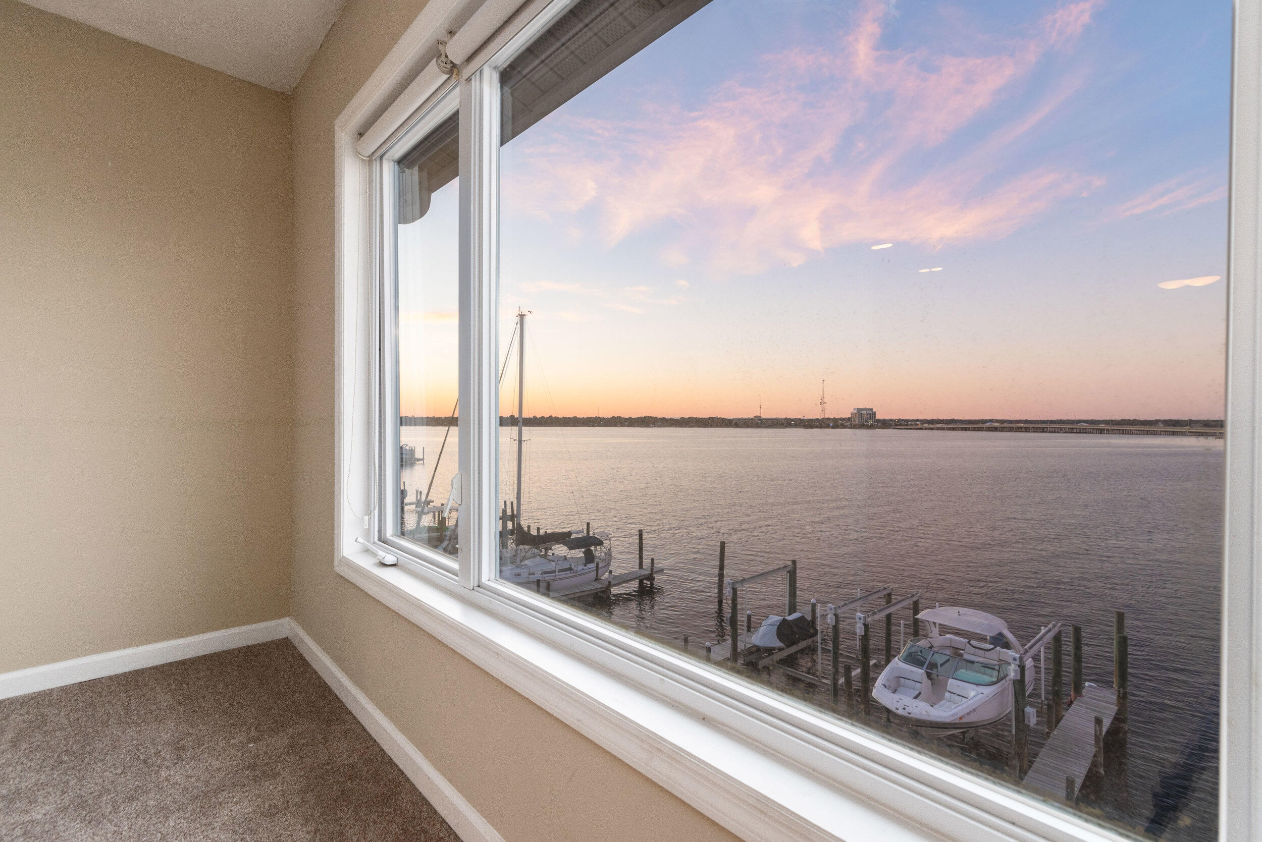 Snug Harbor Townhomes - Residential Lease