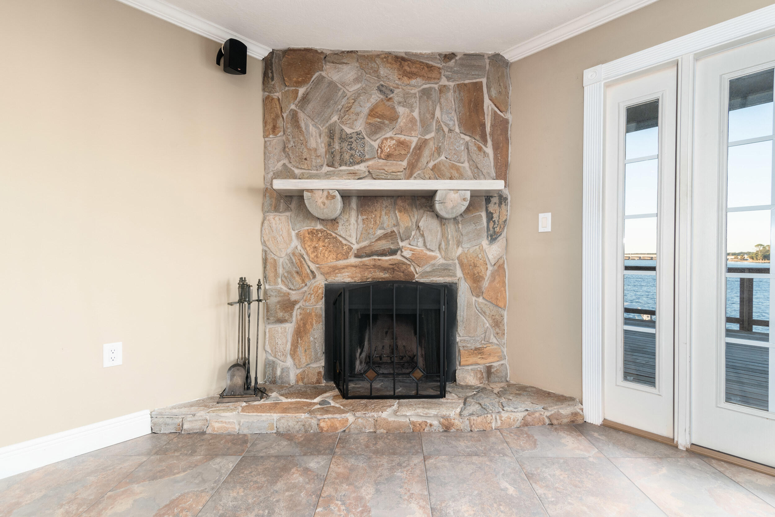 Snug Harbor Townhomes - Residential Lease