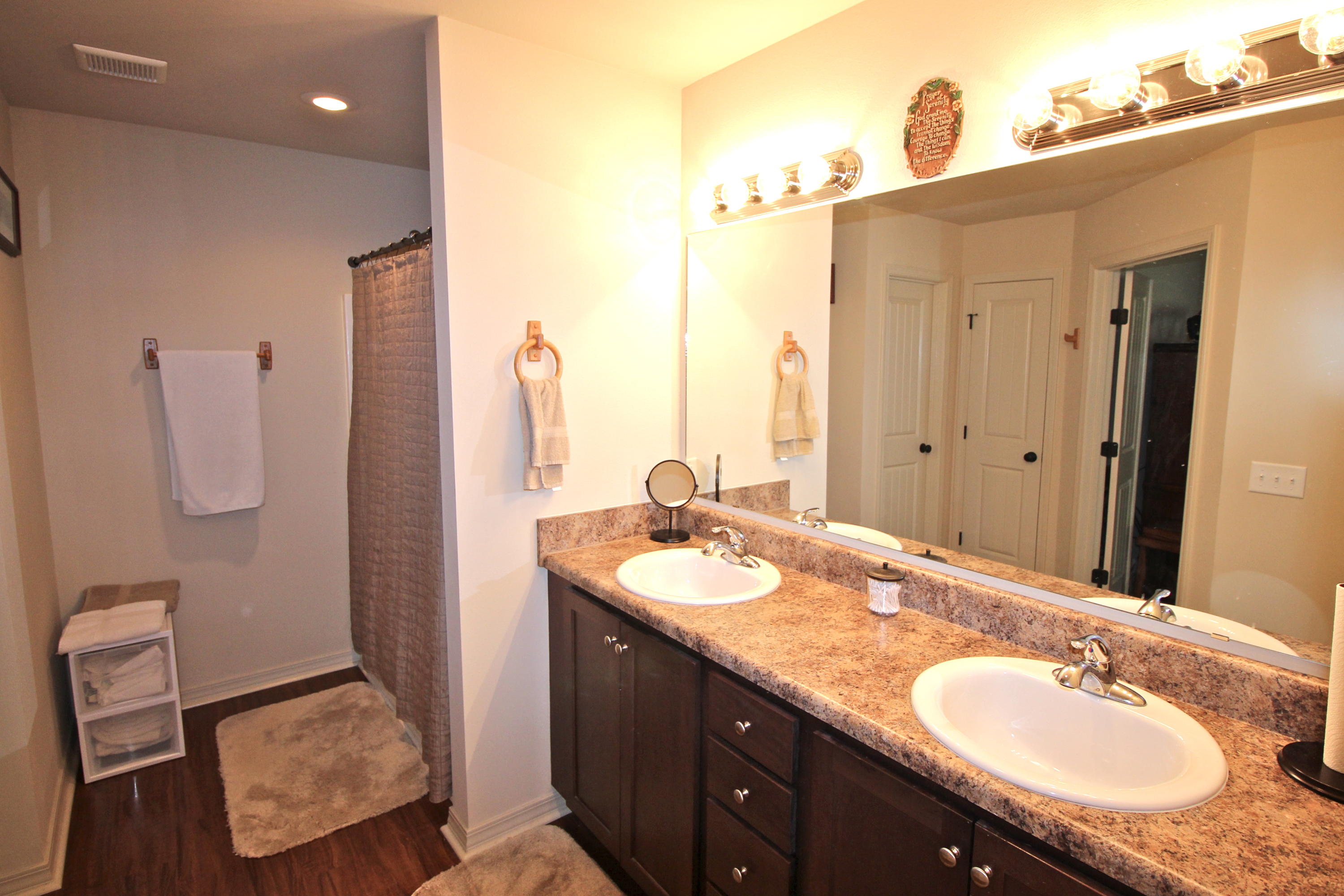 HUNTERS' RIDGE - Residential