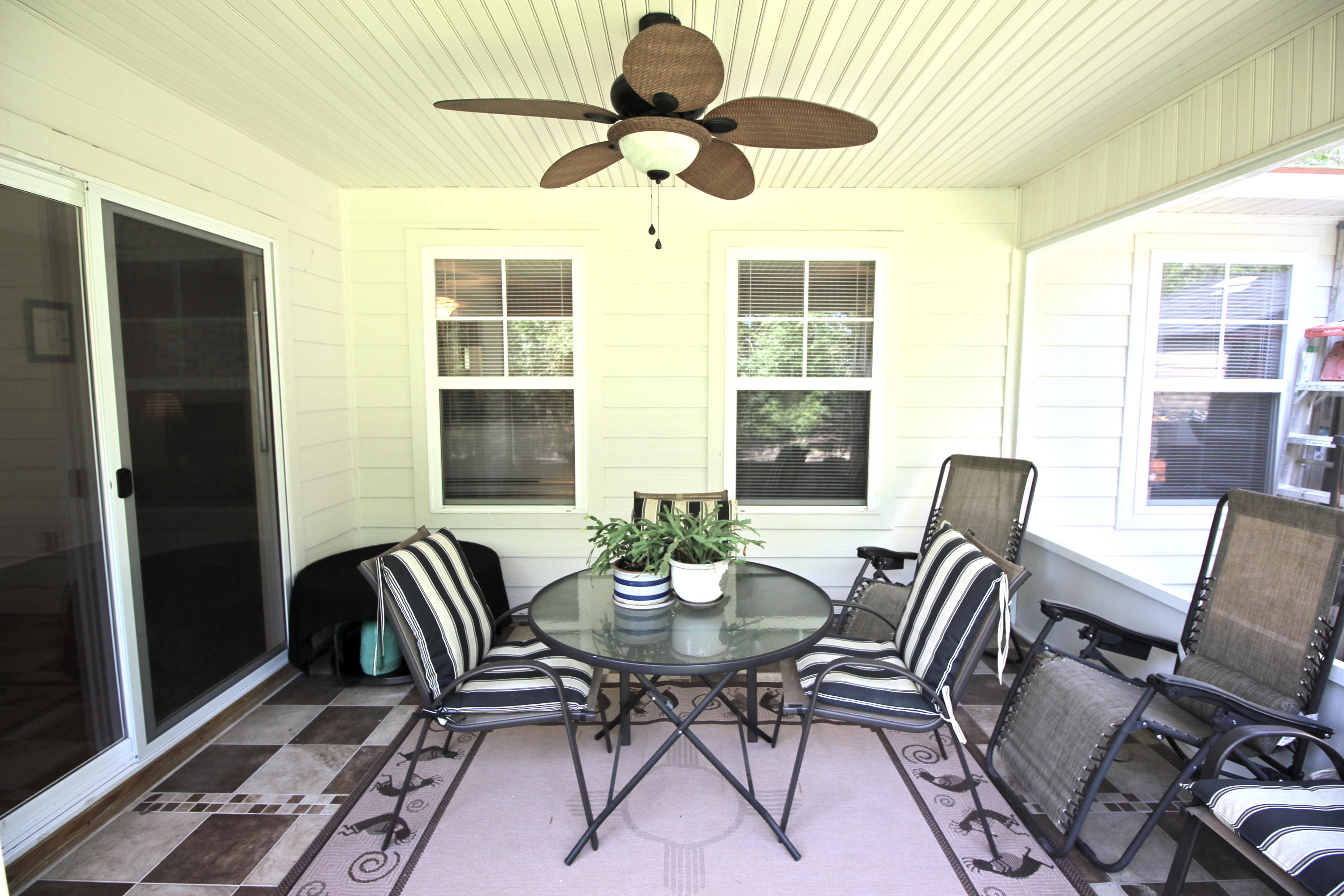 HUNTERS' RIDGE - Residential