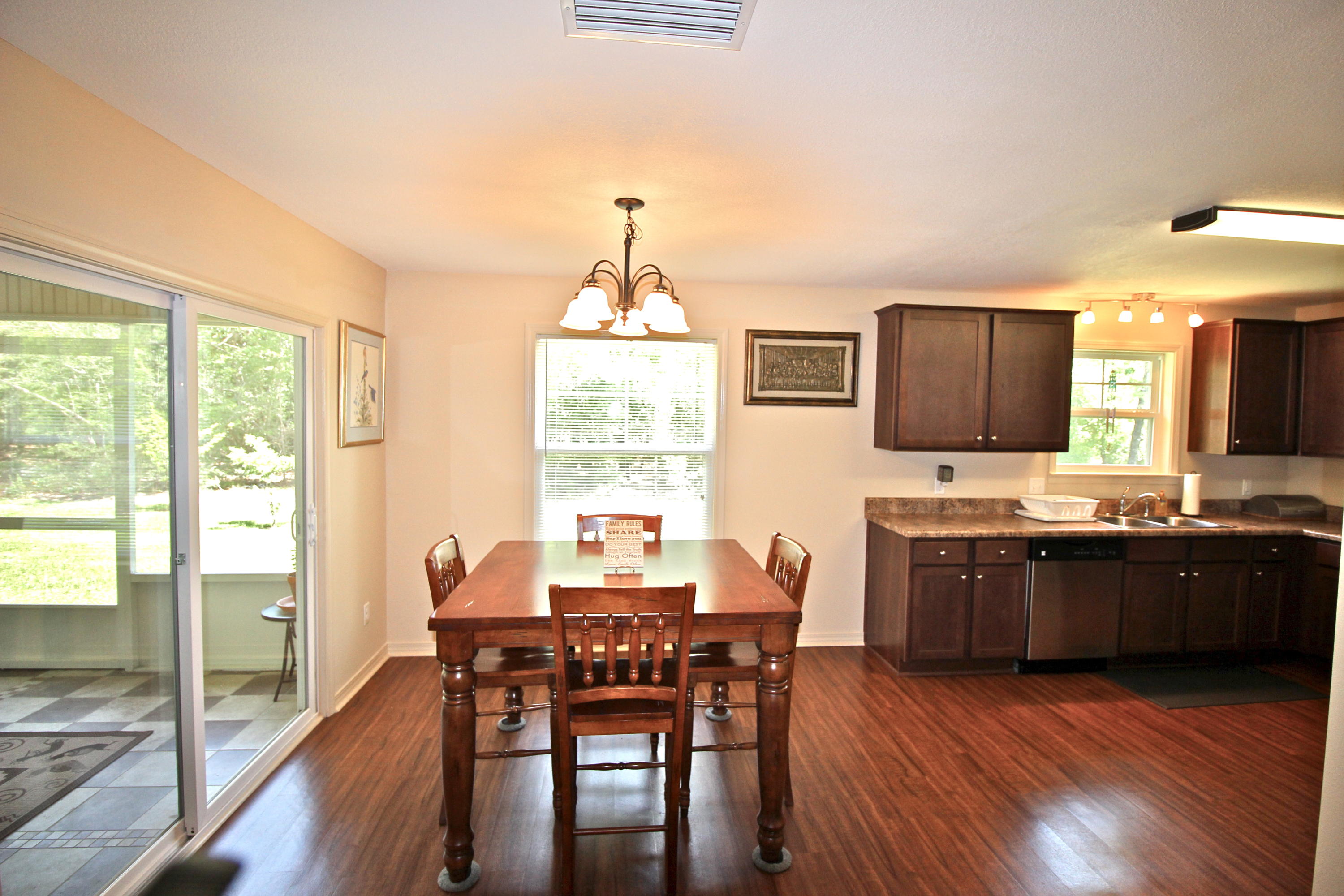 HUNTERS' RIDGE - Residential