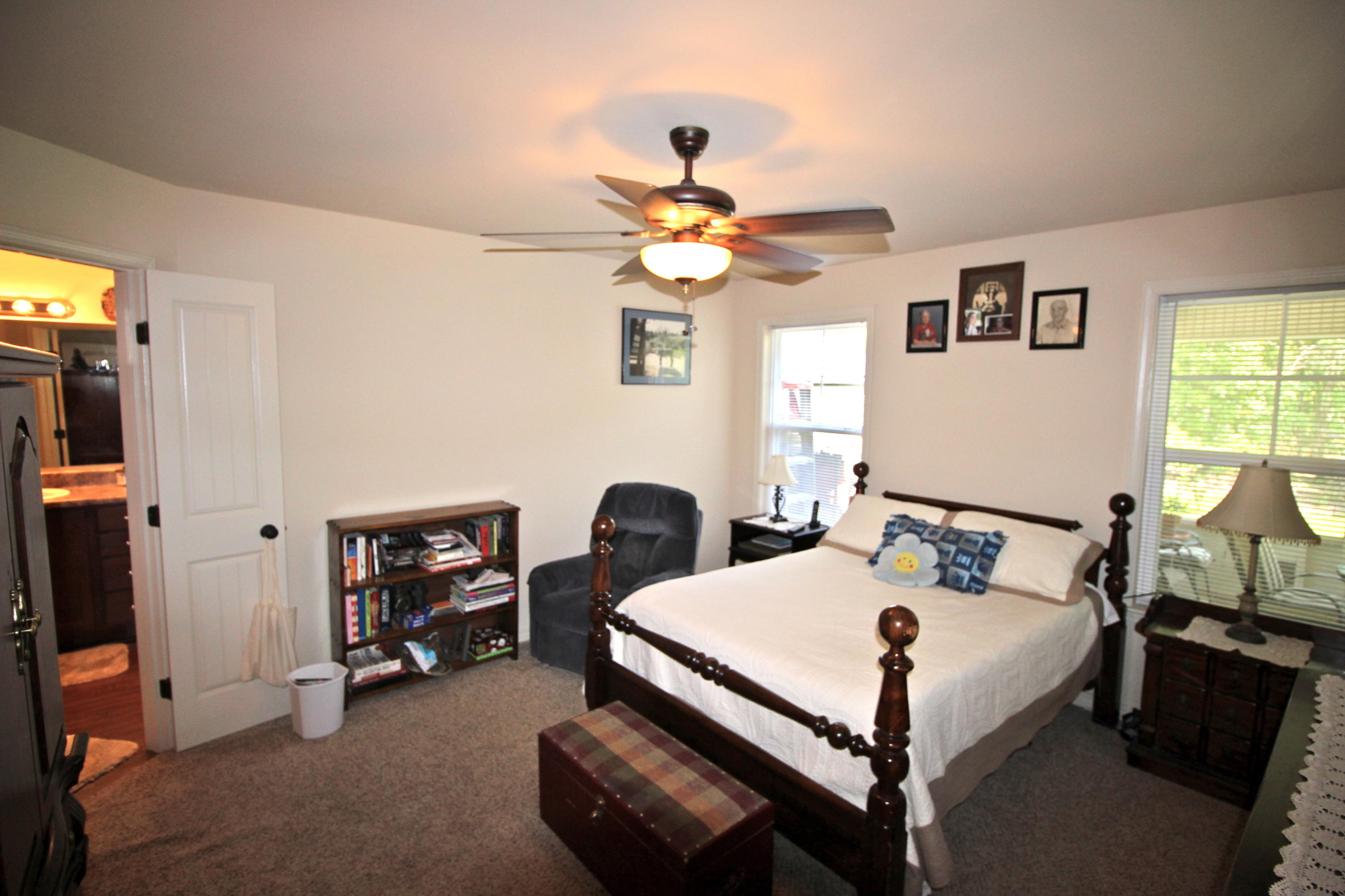 HUNTERS' RIDGE - Residential