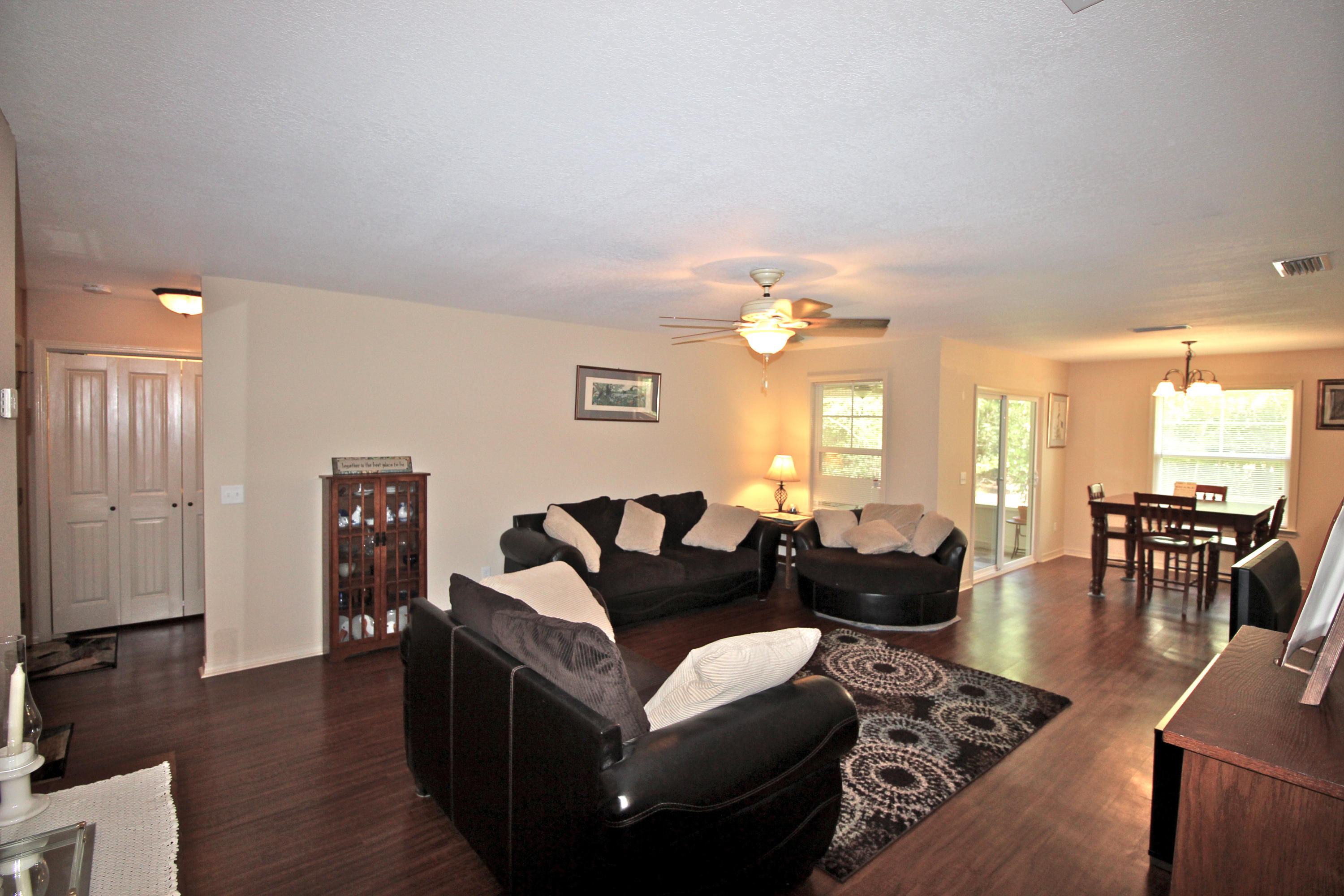 HUNTERS' RIDGE - Residential