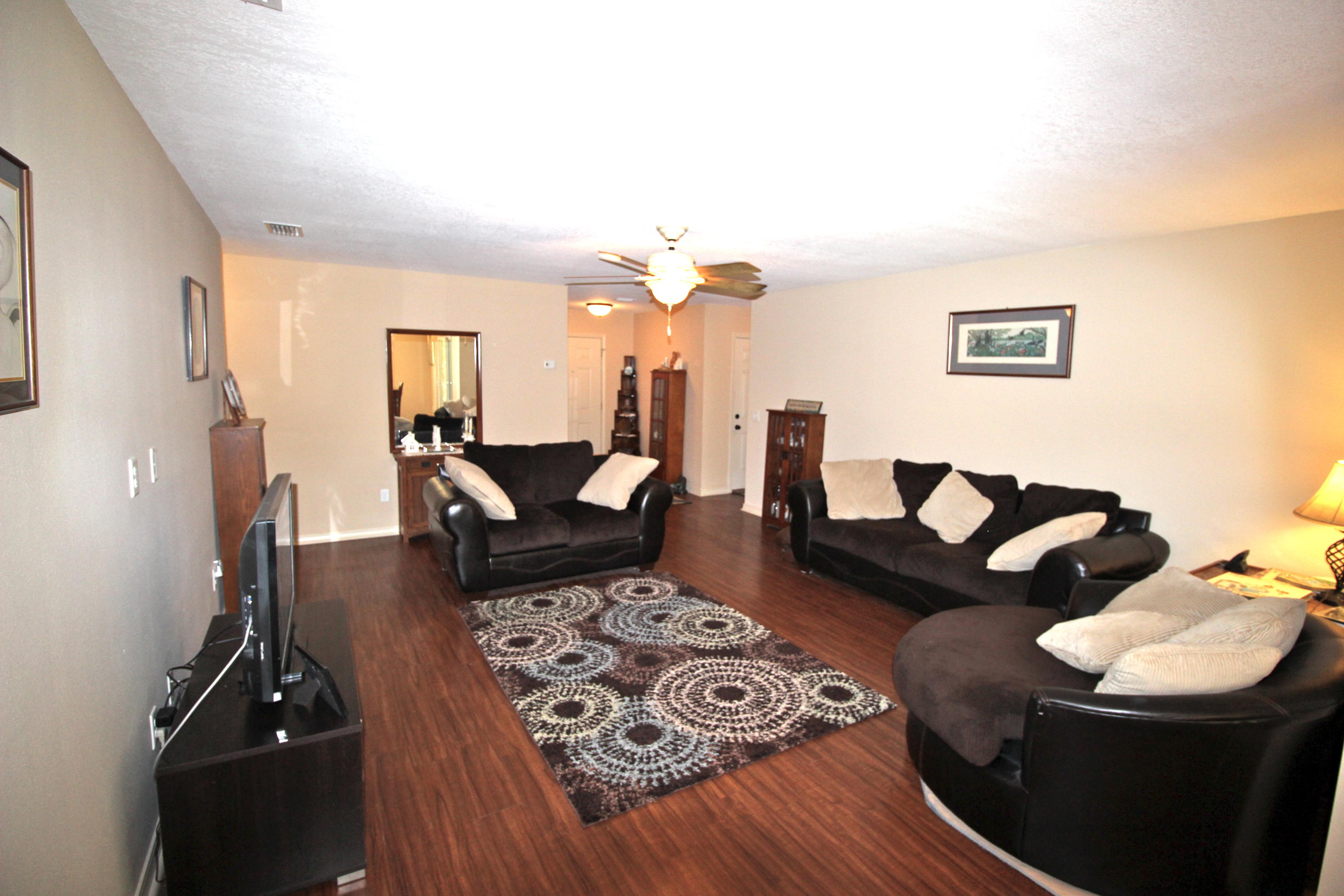 HUNTERS' RIDGE - Residential