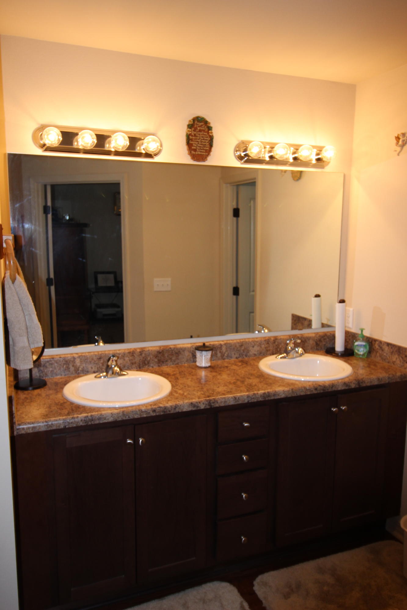 HUNTERS' RIDGE - Residential