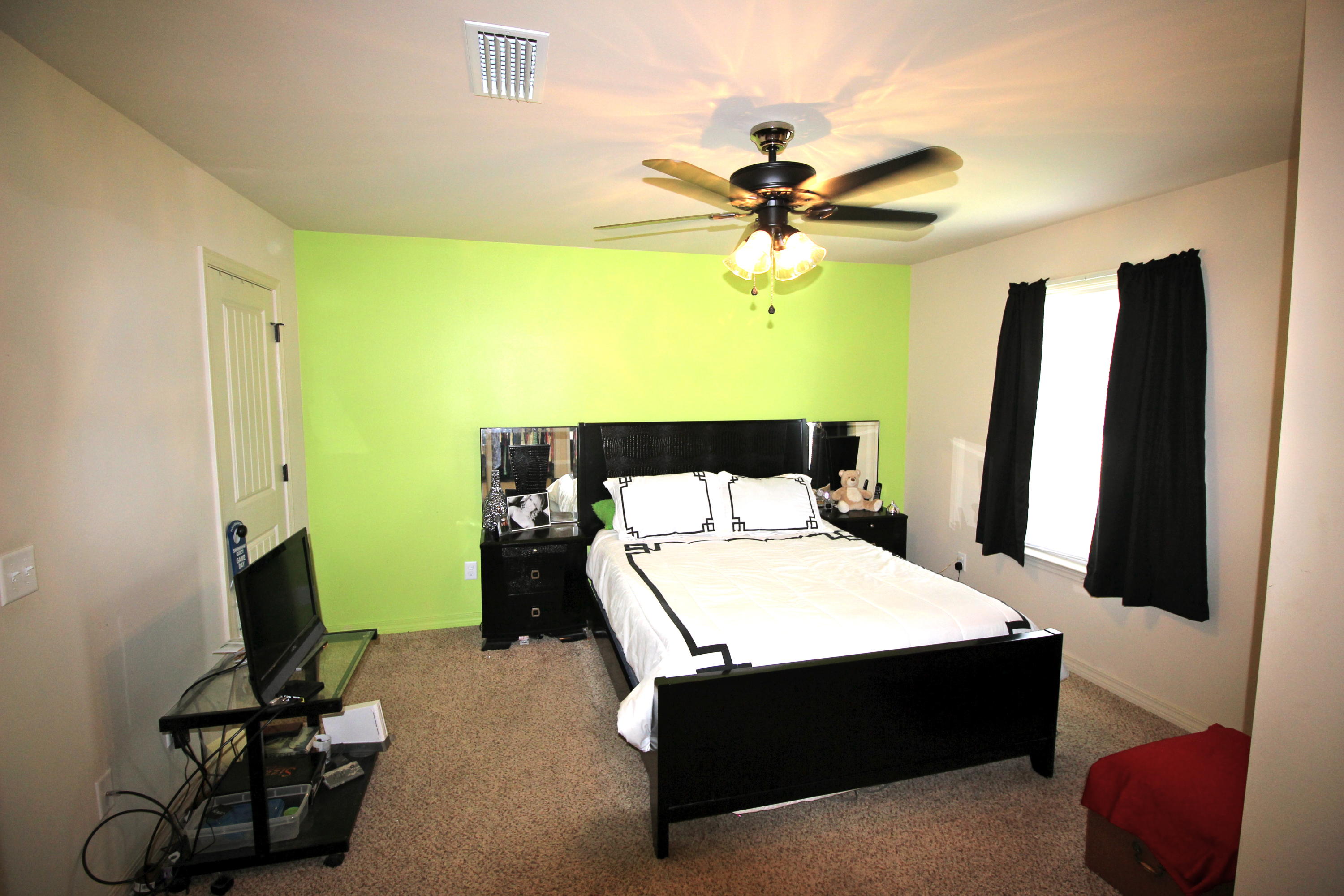 HUNTERS' RIDGE - Residential