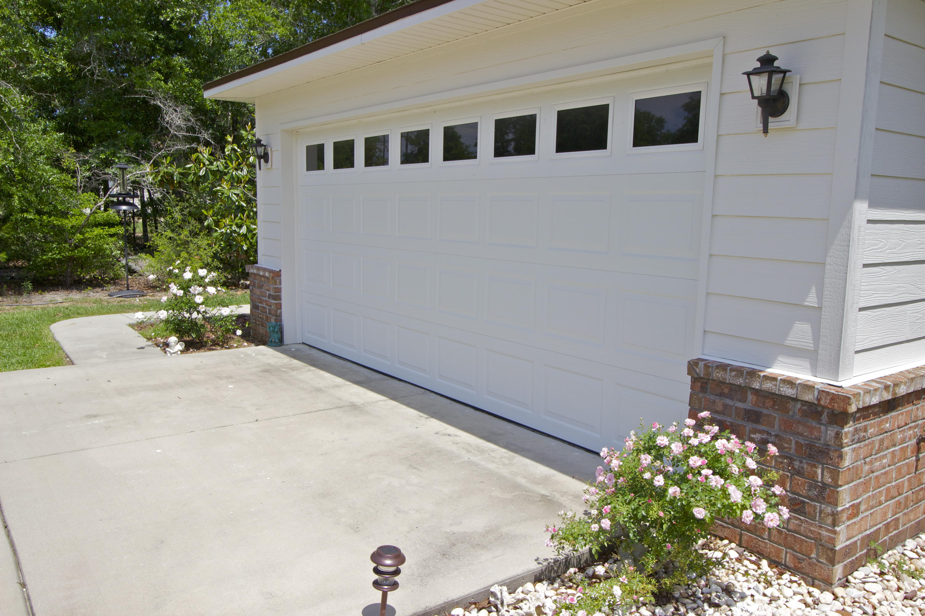 HUNTERS' RIDGE - Residential