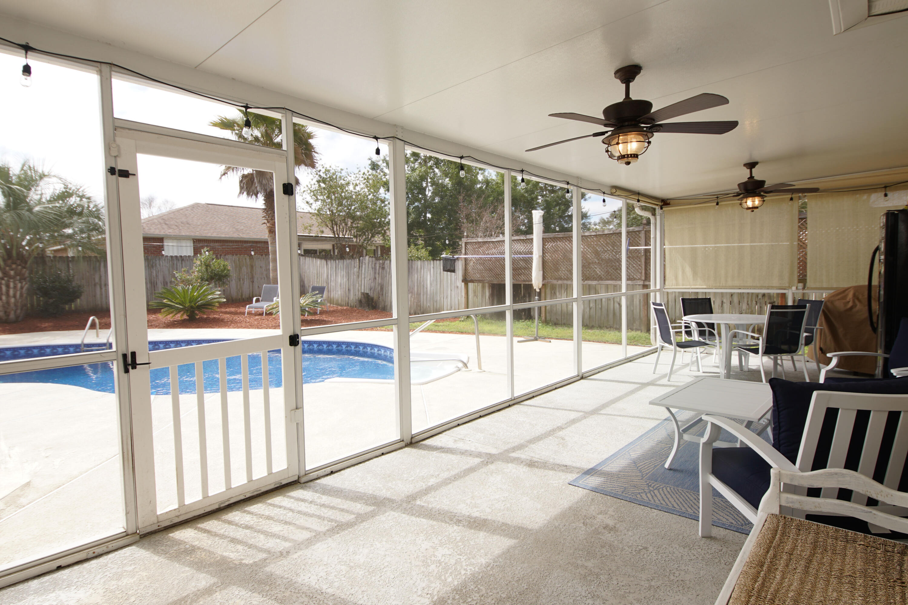 Bluewater Common/Shadow Oaks - Residential