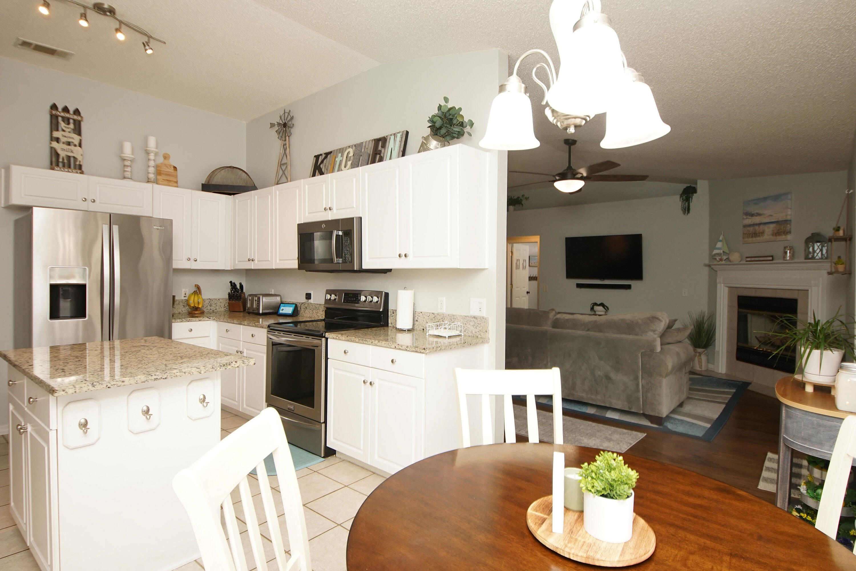 Bluewater Common/Shadow Oaks - Residential