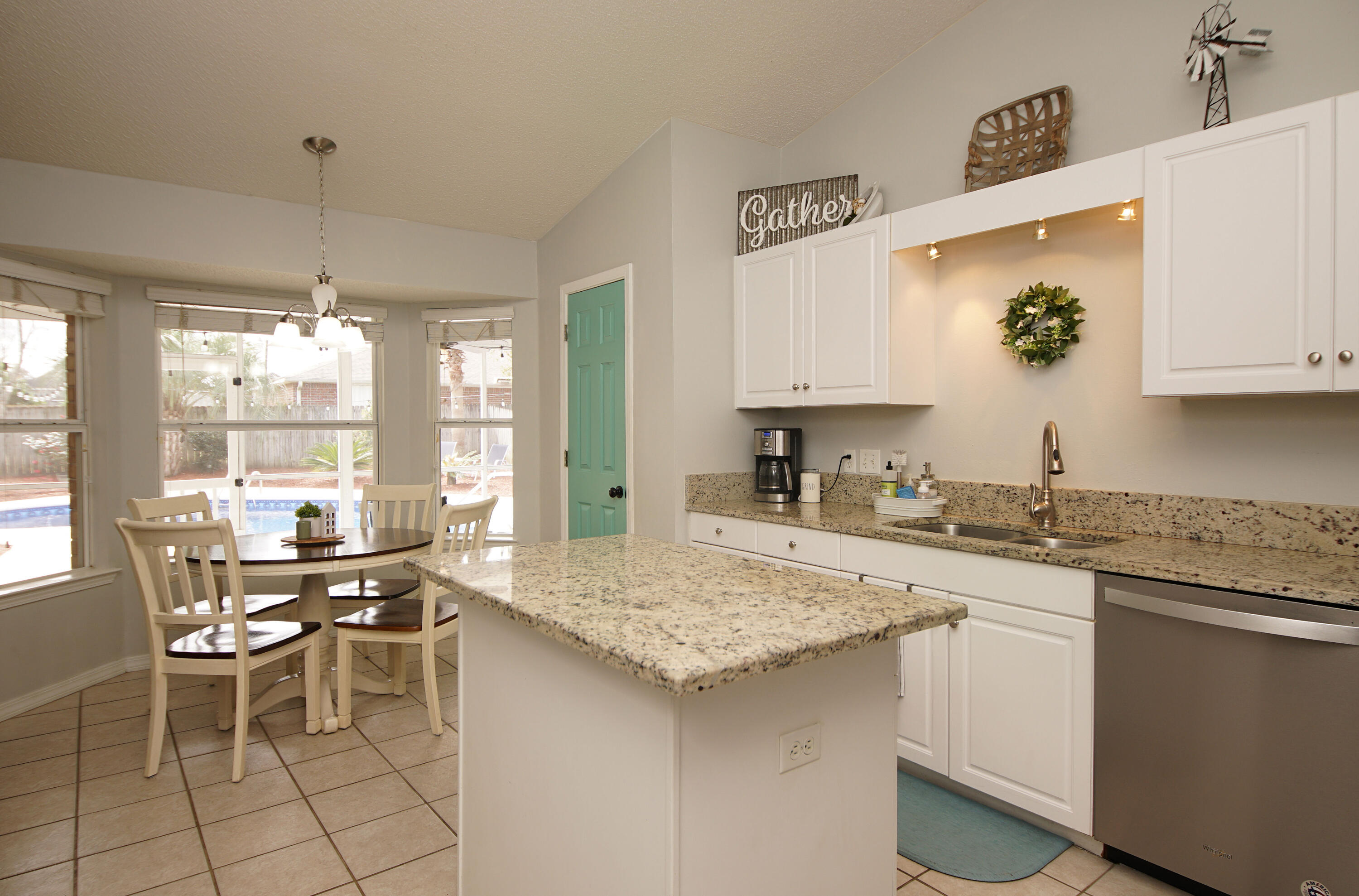 Bluewater Common/Shadow Oaks - Residential